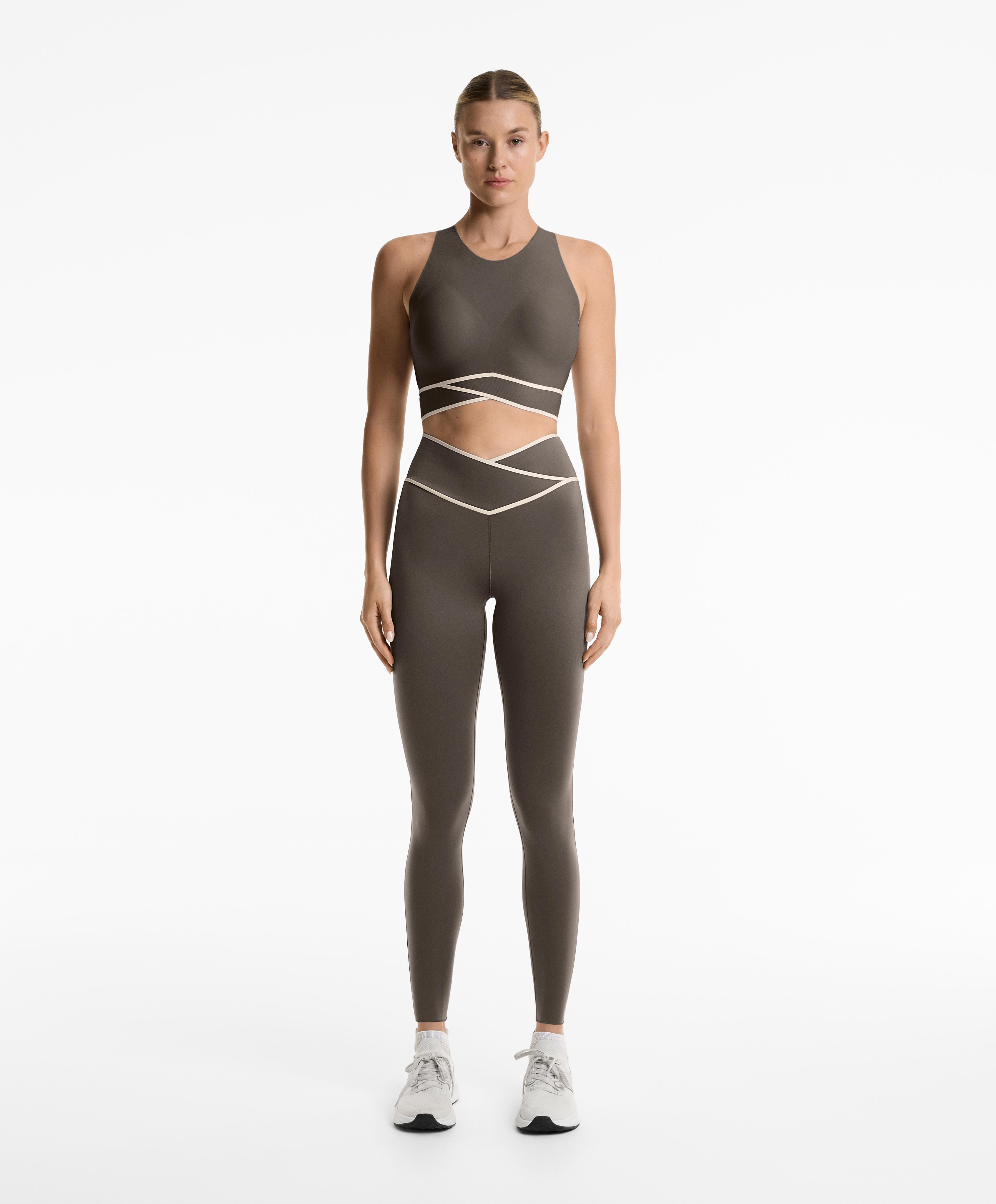 Charcoal V-cut perfect-adapt leggings total look Charcoal V-cut perfect-adapt leggings total look