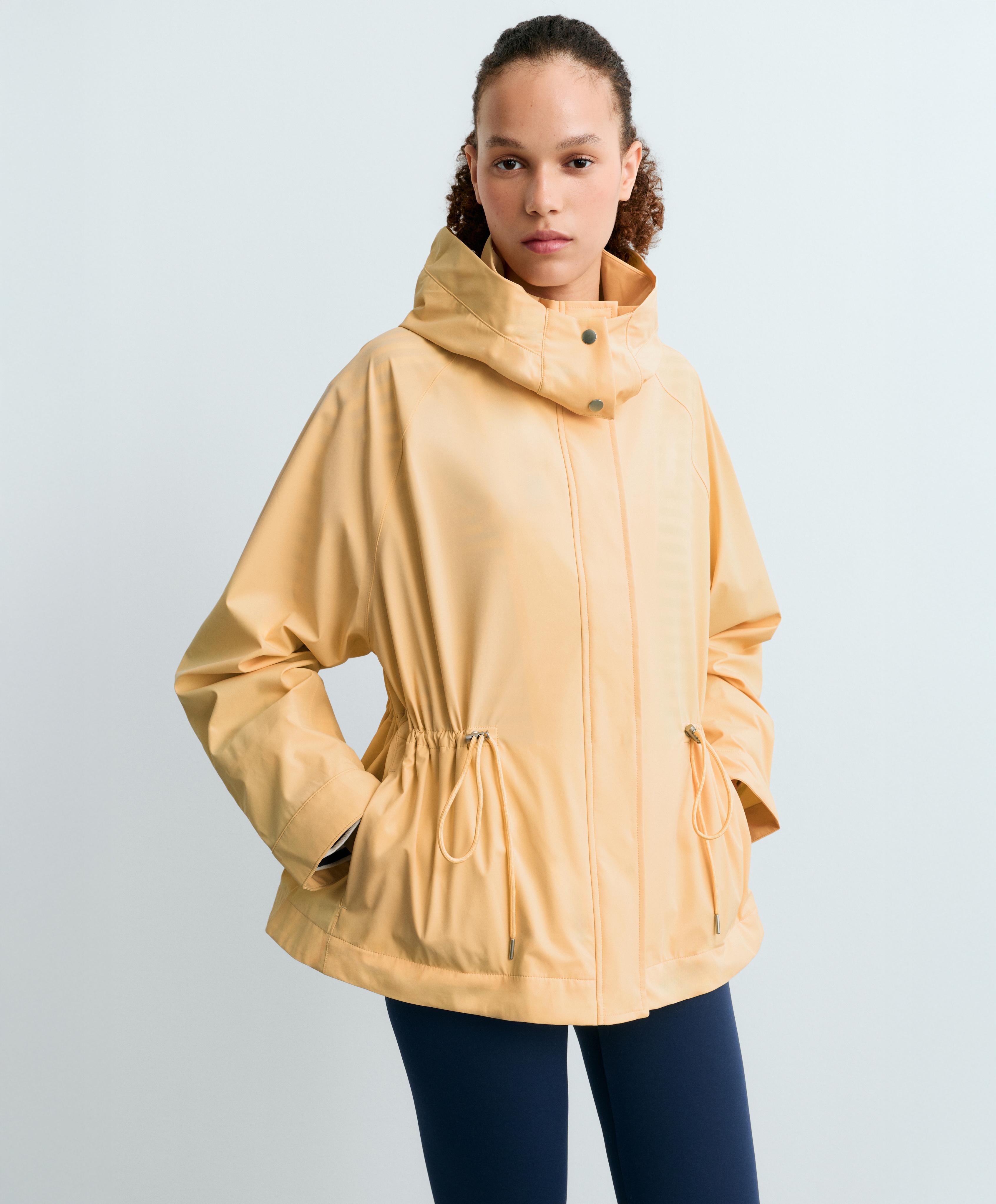 Extra lightweight 10k waterproof jacket — PALE YELLOW