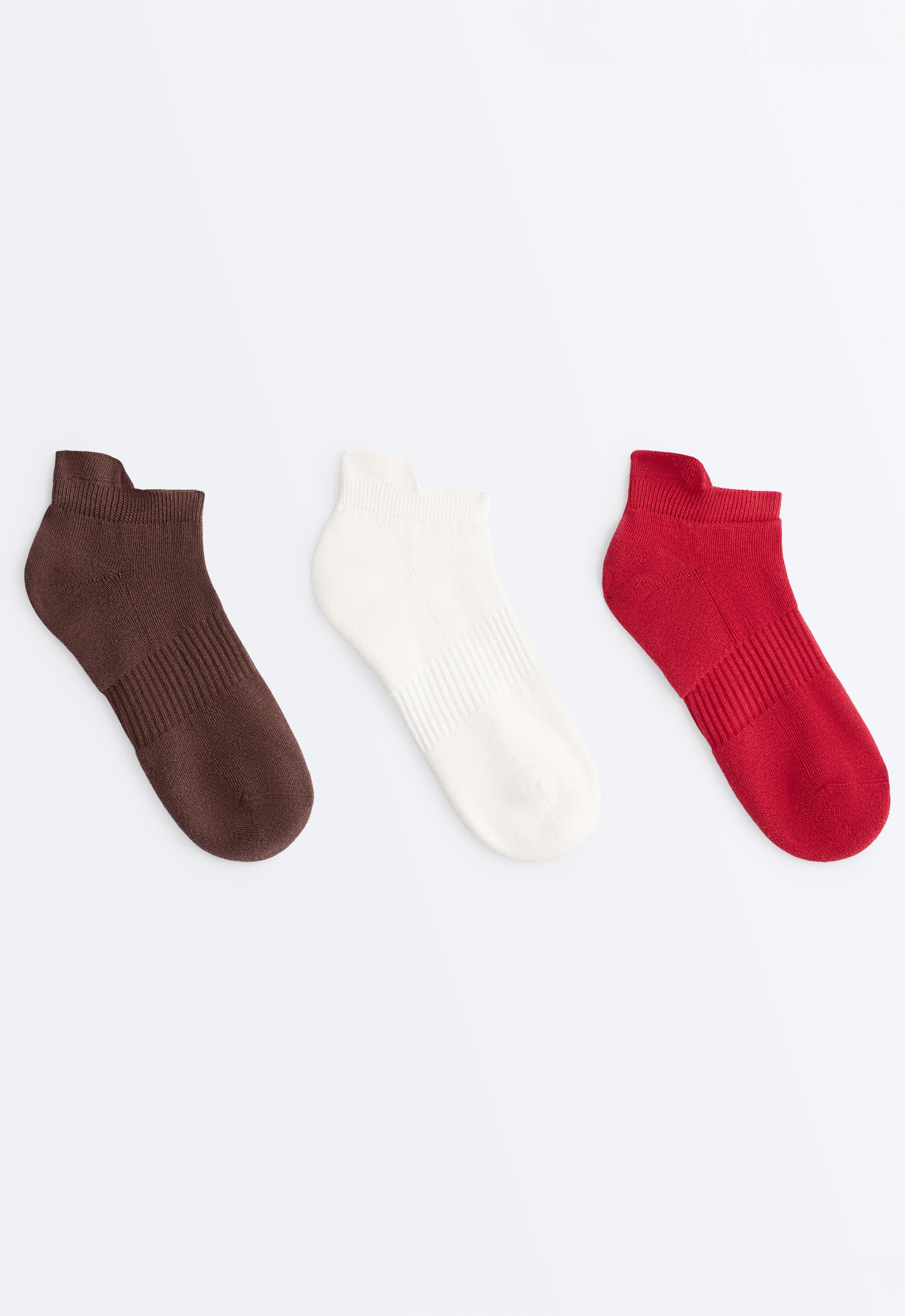 3 pairs of cotton blend sports sneaker socks with heel tab — CHOCOLATE