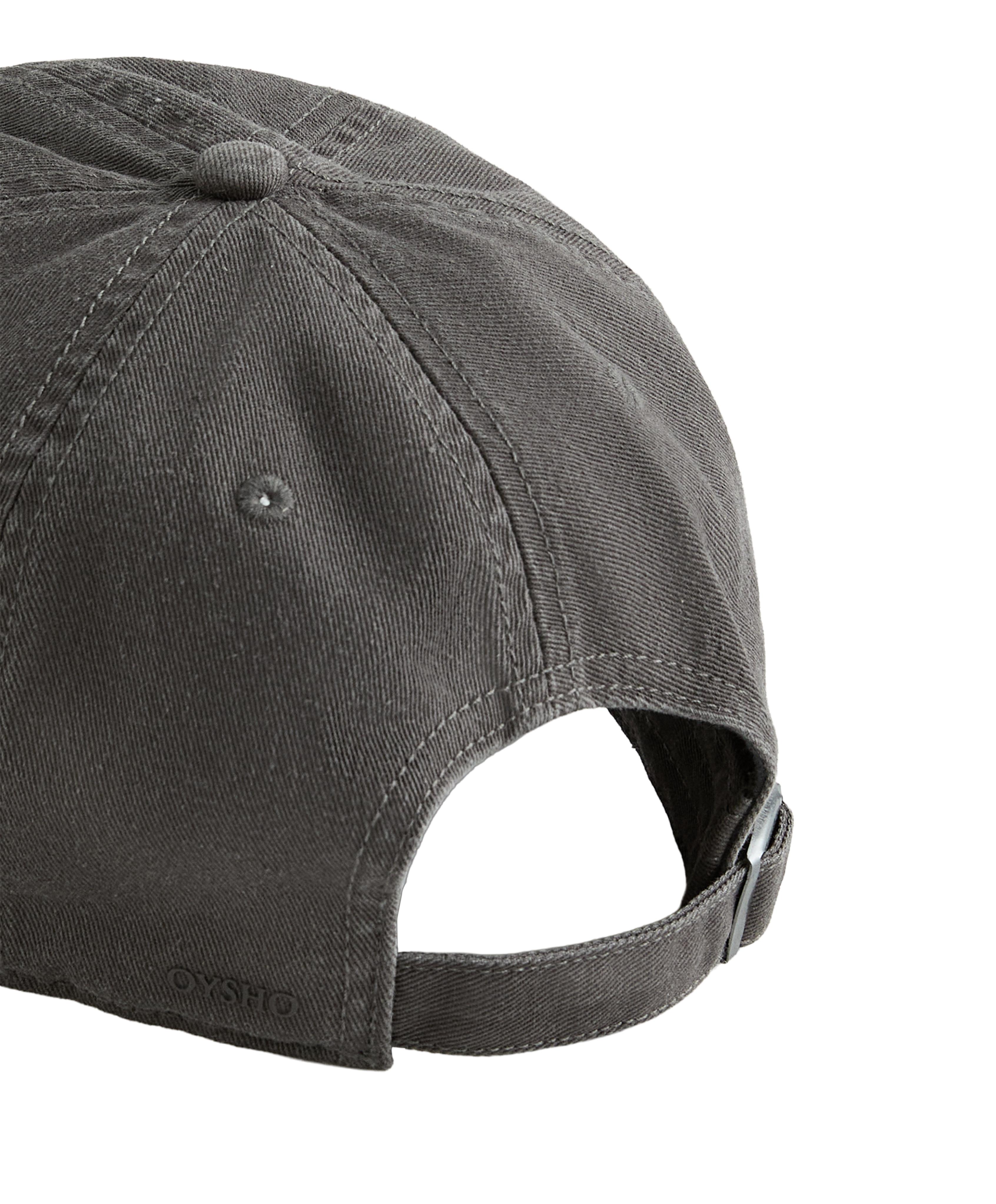 Washed-effect 100% cotton cap — GUNPOWDER