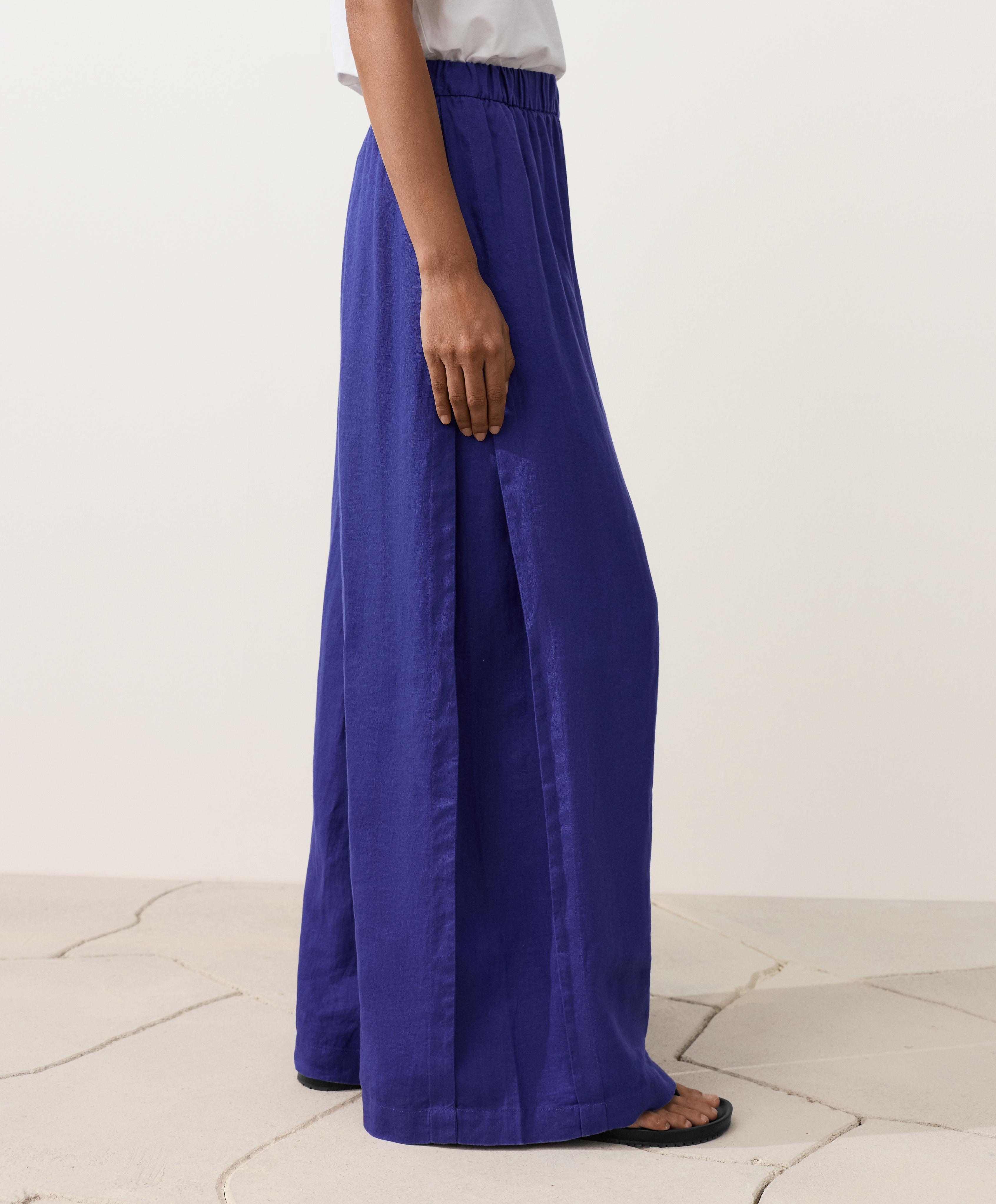 100% linen wide-leg trousers with side pleat — COBALT