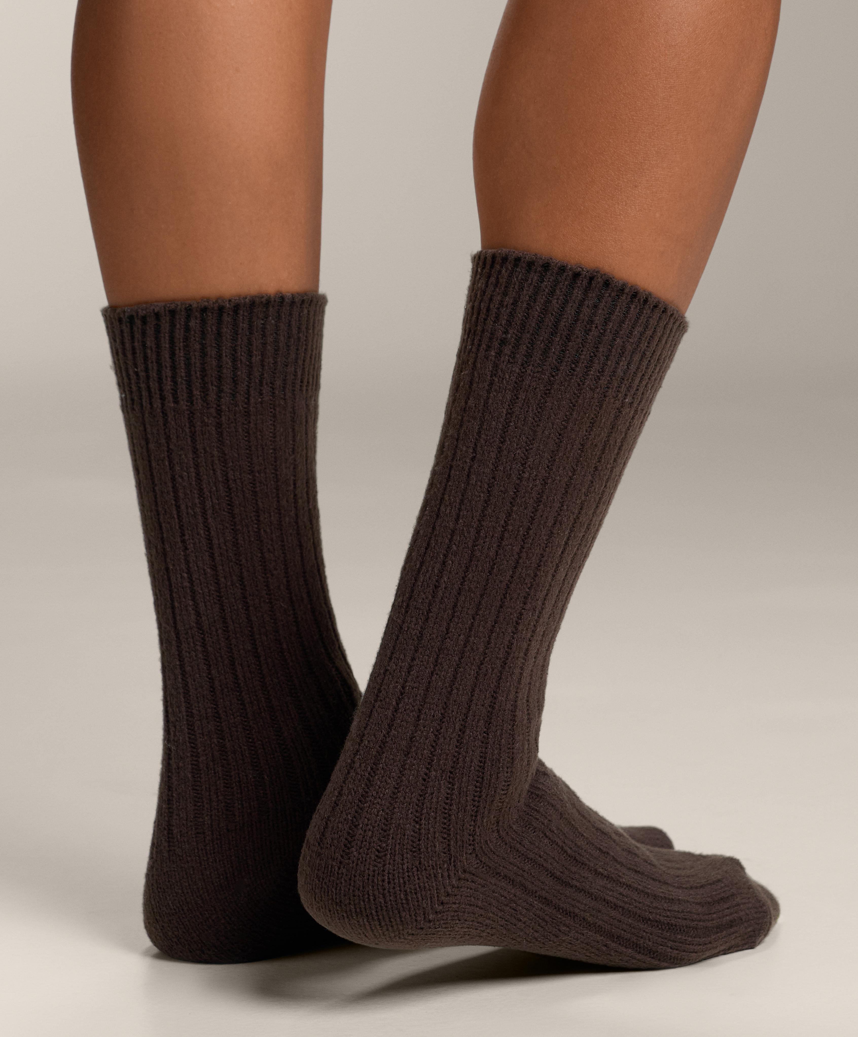 2 Pairs of Classic Ribbed Socks — CHOCOLATE      