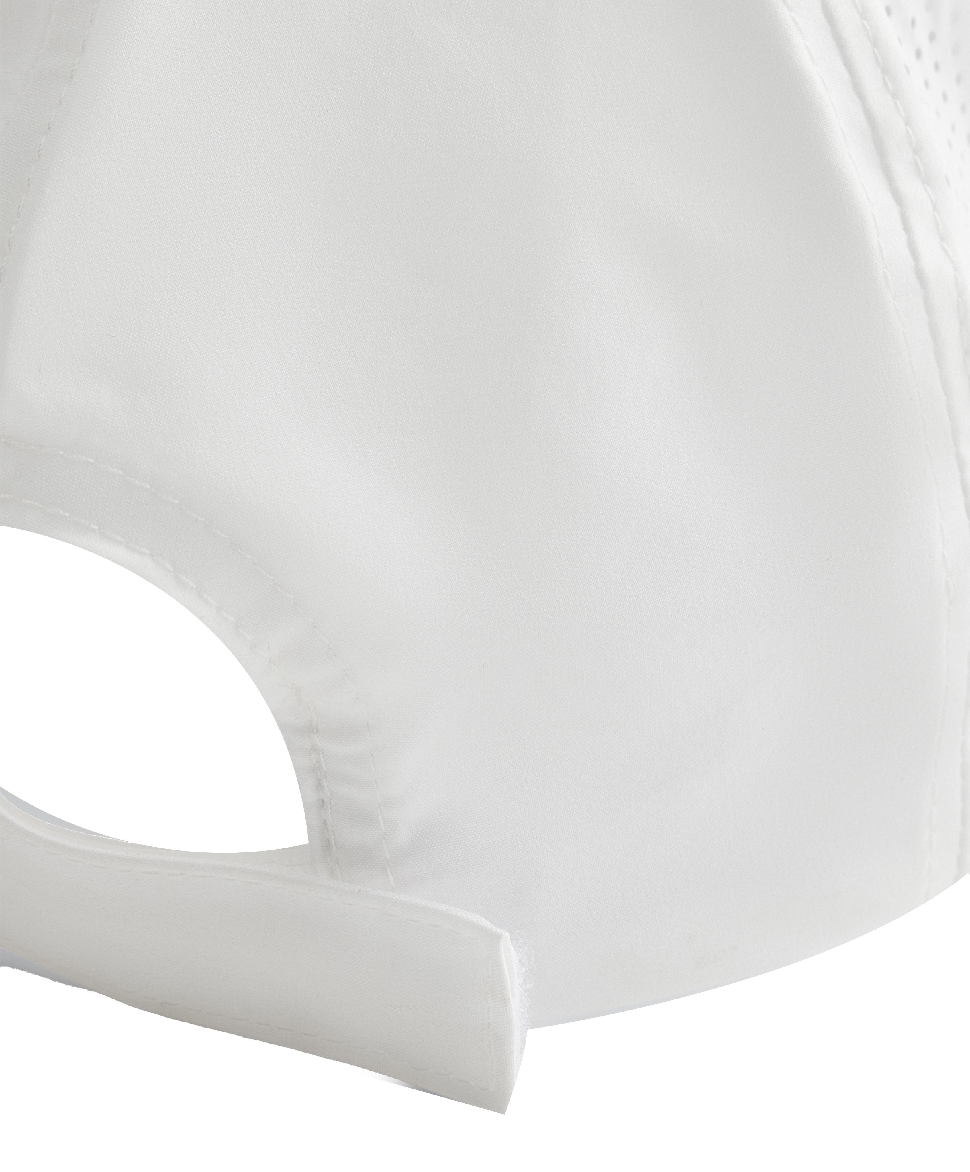 Sports cap — WHITE