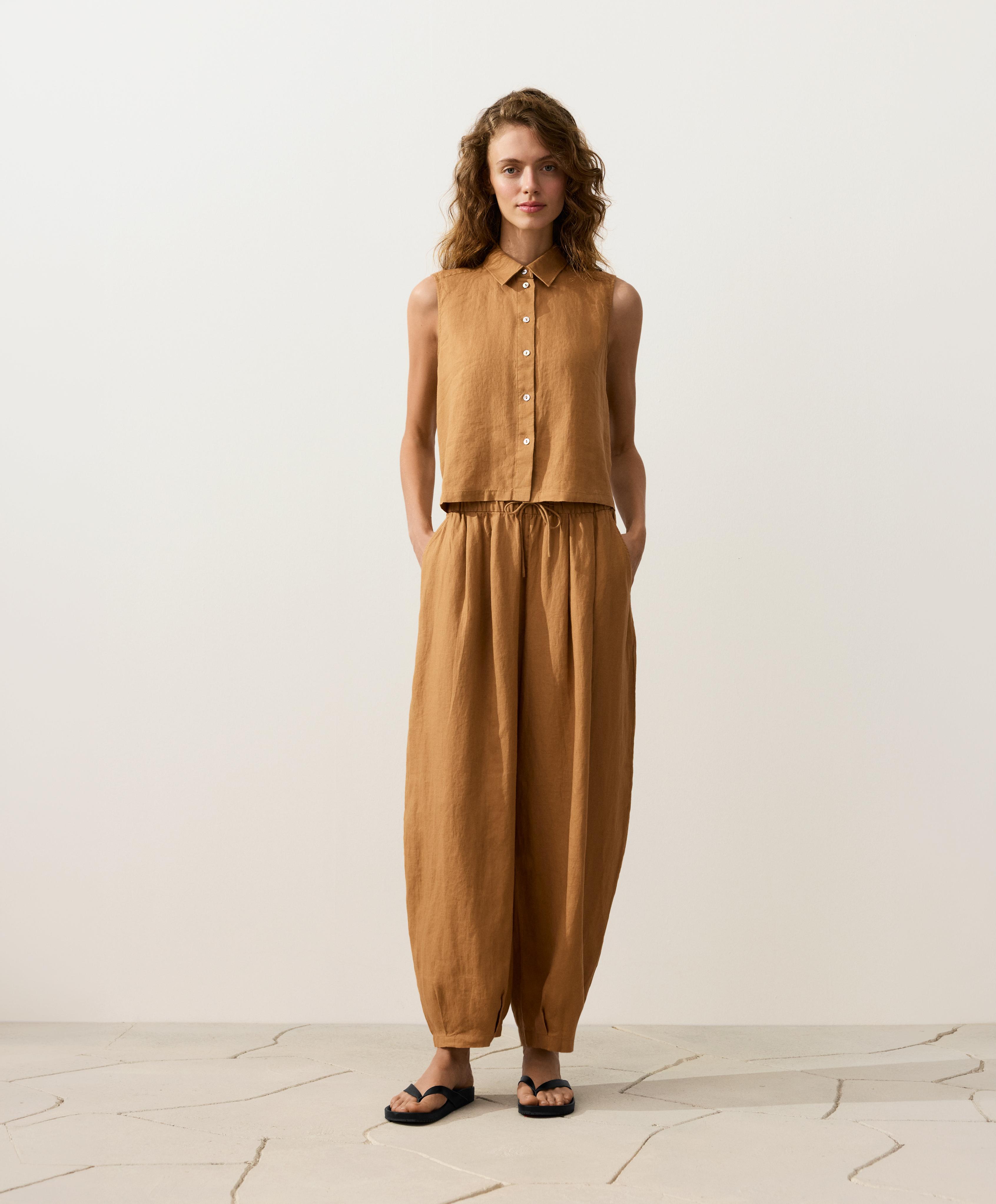 Sleeveless cropped 100% linen shirt — MUSTARD