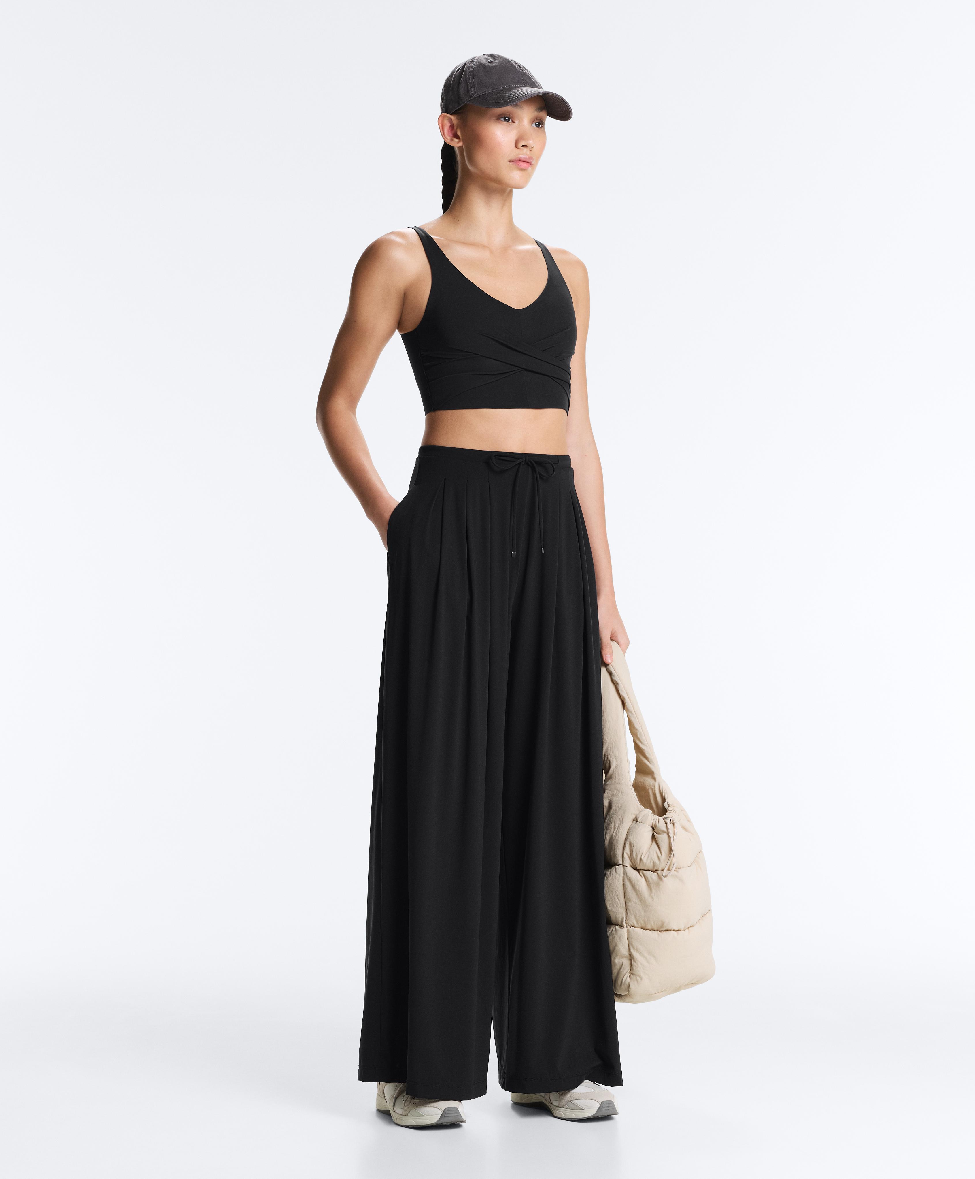 Light Touch crossover tank top — BLACK