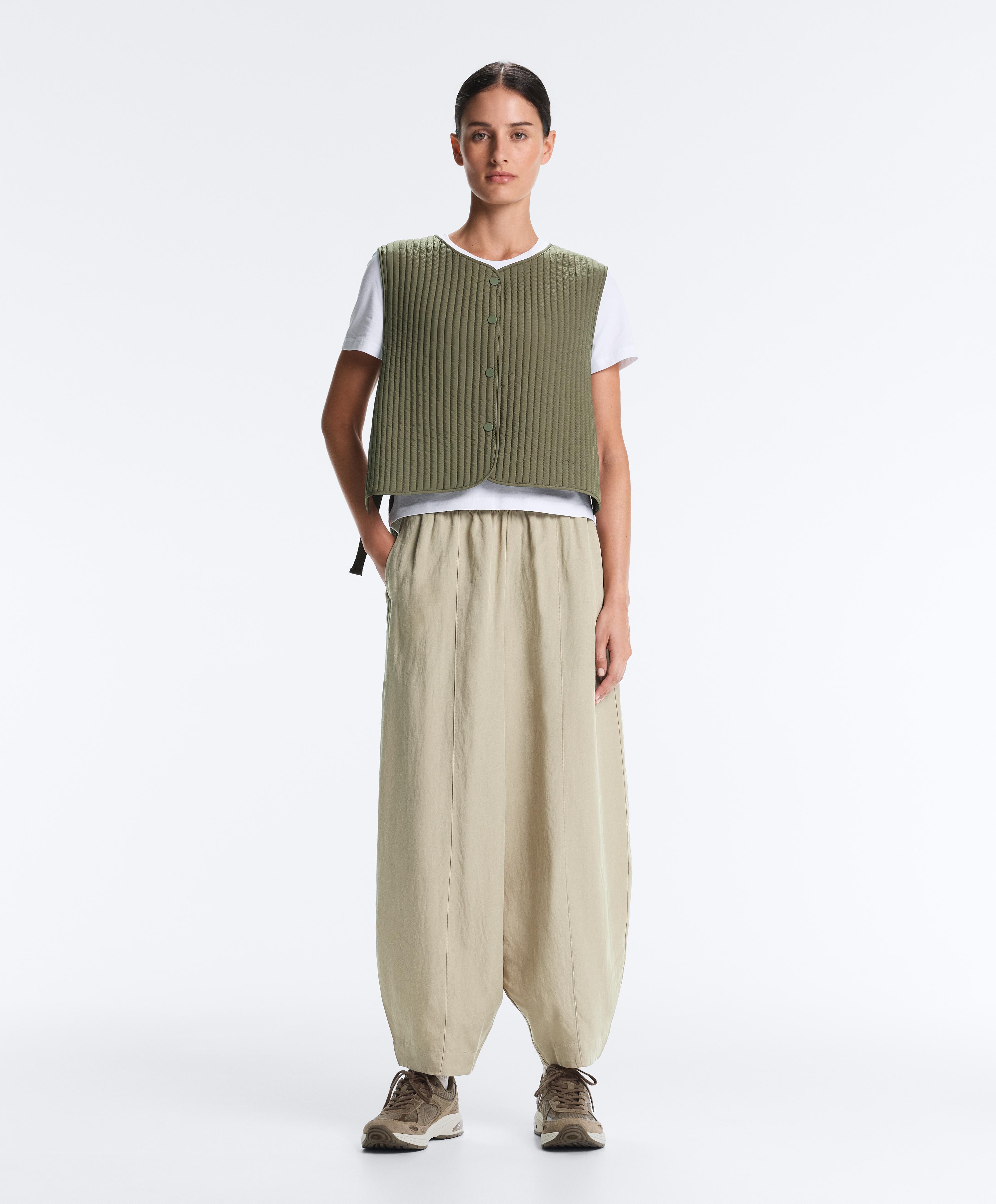 Thin padded nylon gilet — KHAKI