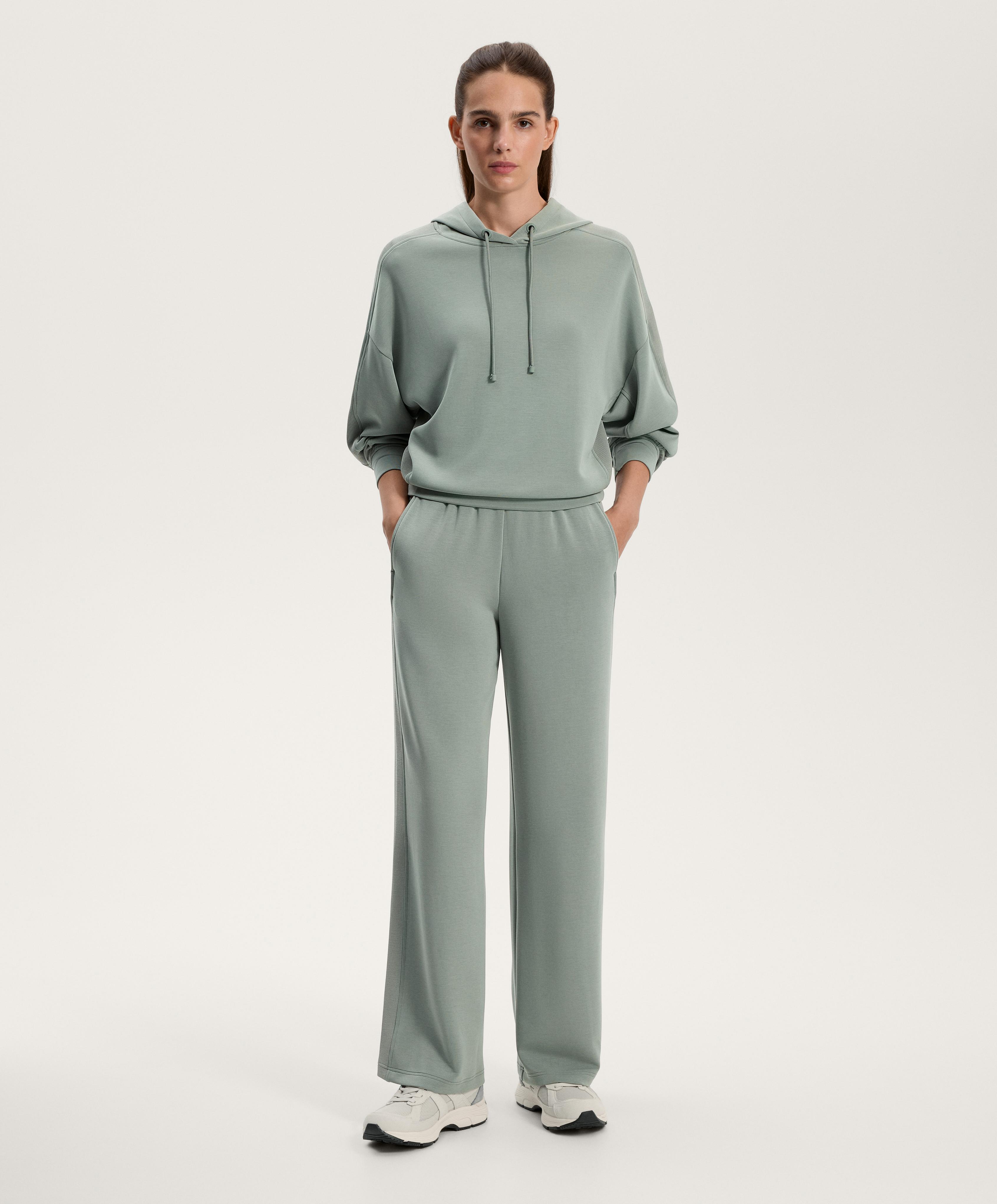 Total look recto rib lateral con modal azul