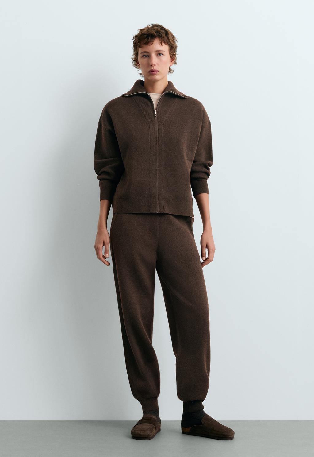 Knit jogger trousers with rib
