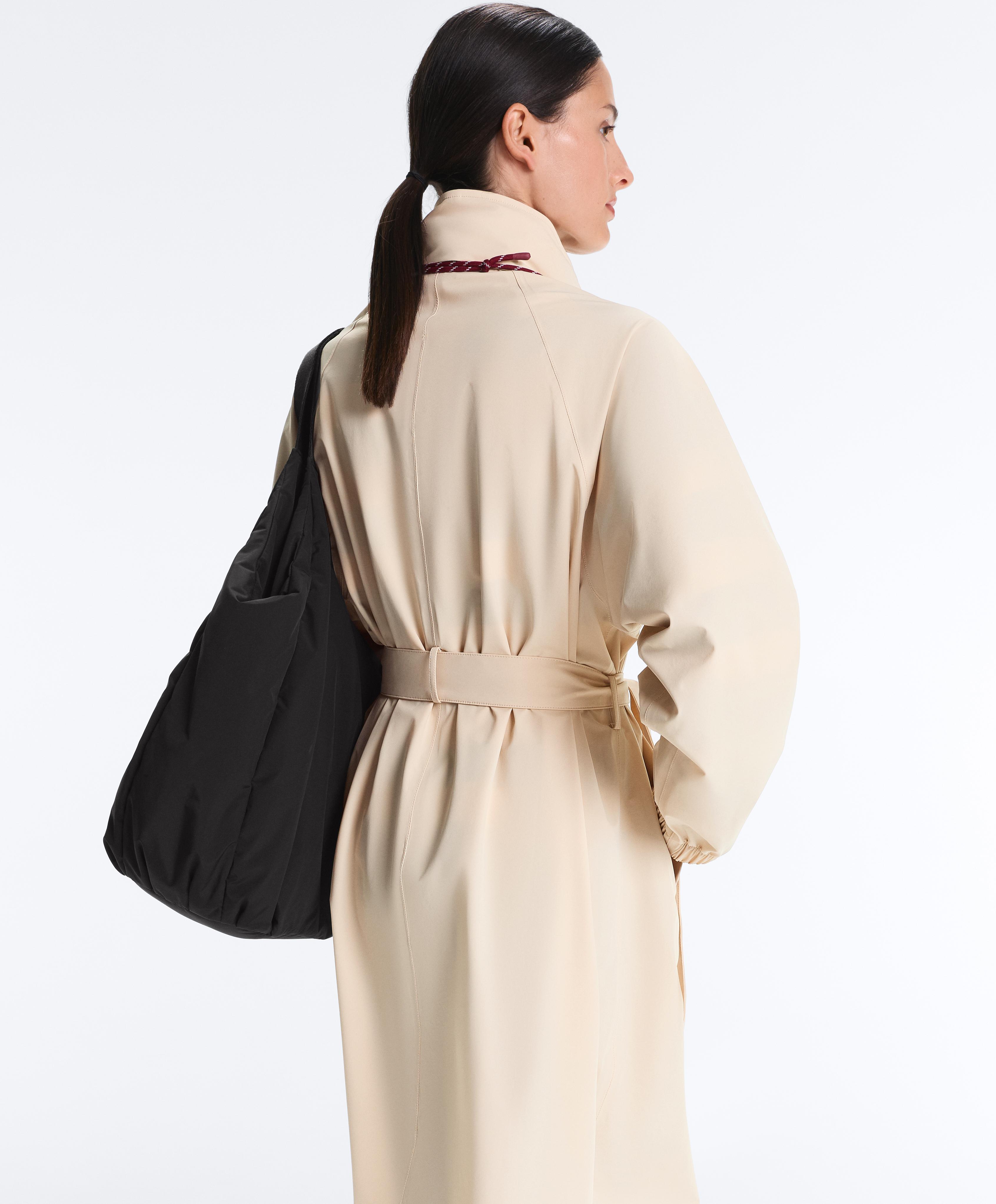 Long extra lightweight 10k waterproof jacket — PALE BEIGE
