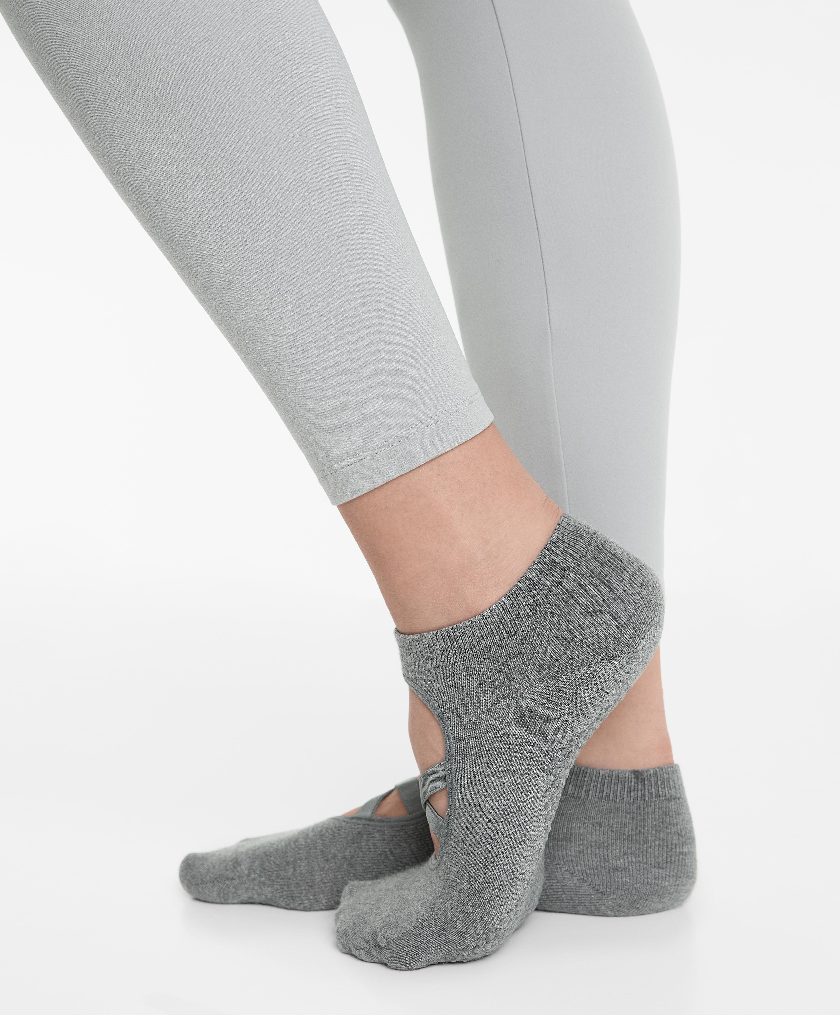 2 Paia Di Calzini Yoga E Pilates Imbottiti In Misto Cotone Con Elastici Incrociati L32907490 2 Paia Di Calzini Yoga E Pilates Imbottiti In Misto Cotone Con Elastici Incrociati L32907490