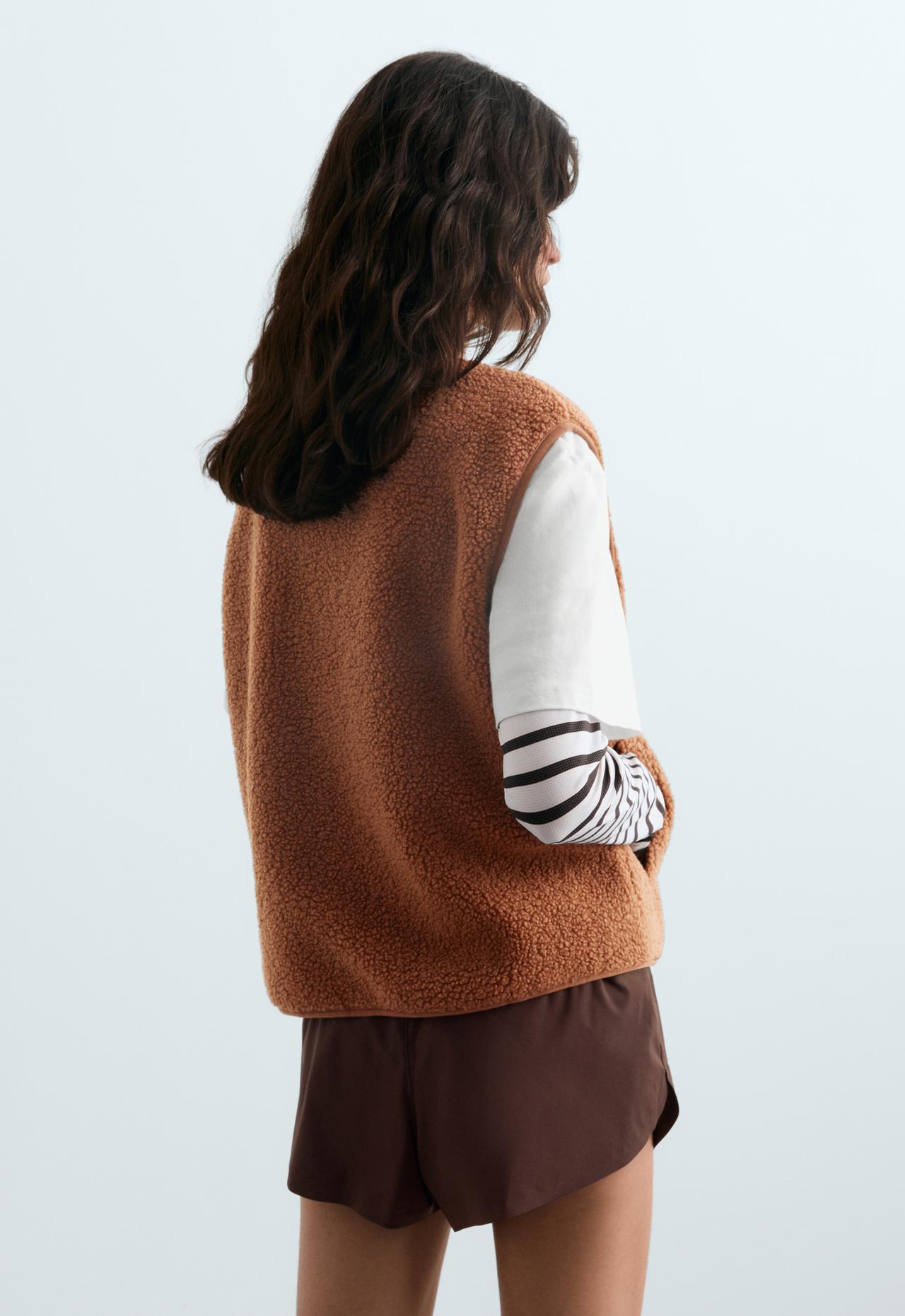 Faux-shearling gilet with zip — DARK CAMEL