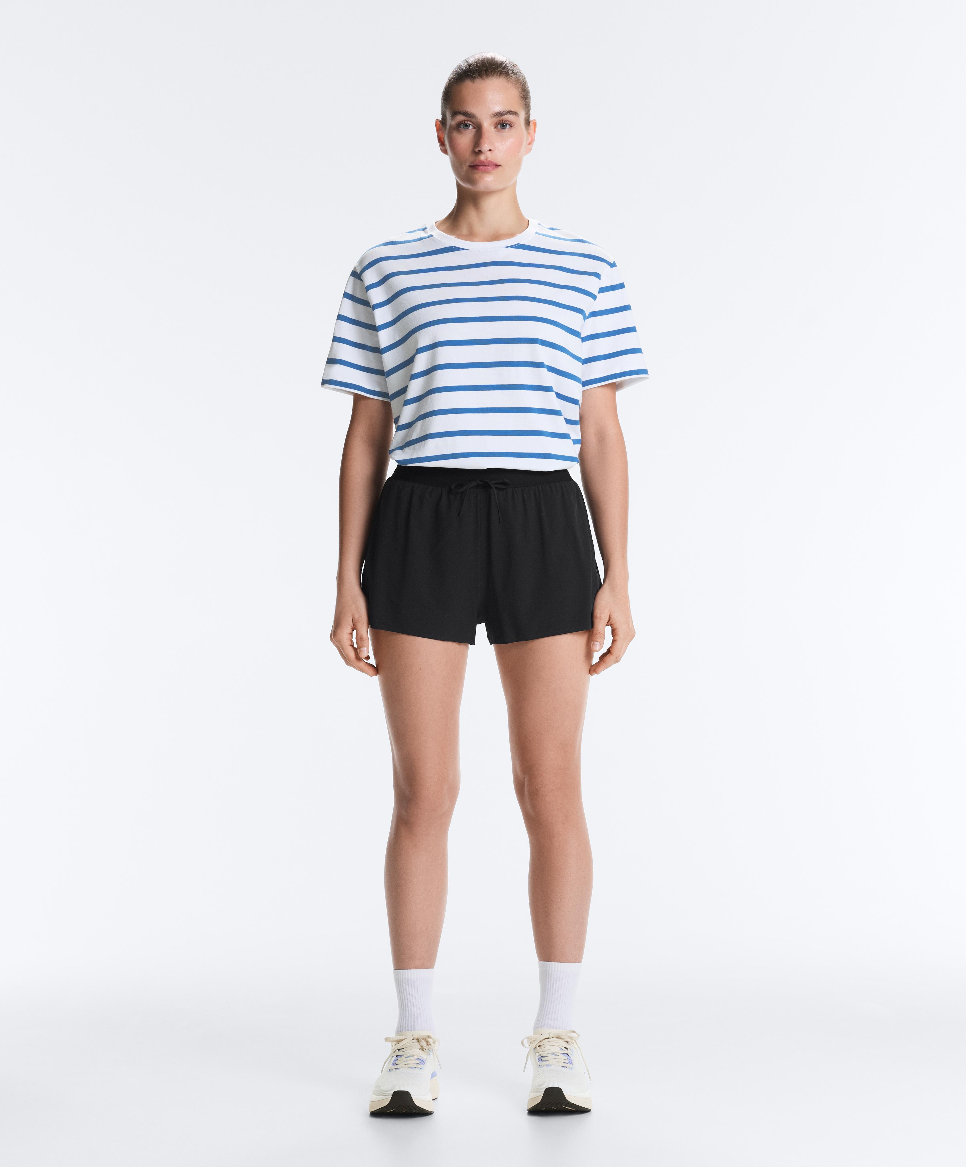 Mid-rise 7cm technical shorts — BLACK