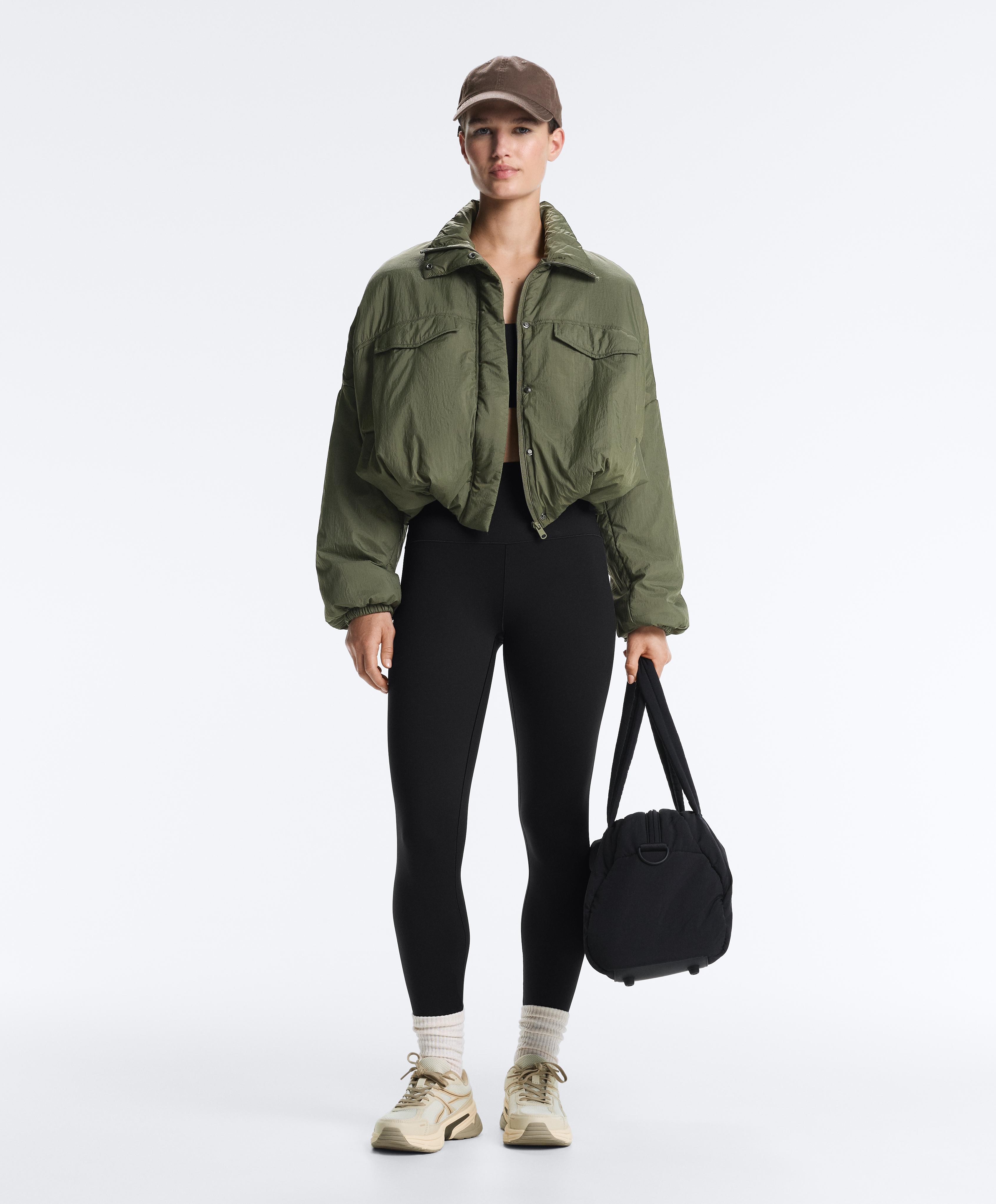 Total look perfect adapt high rise negro