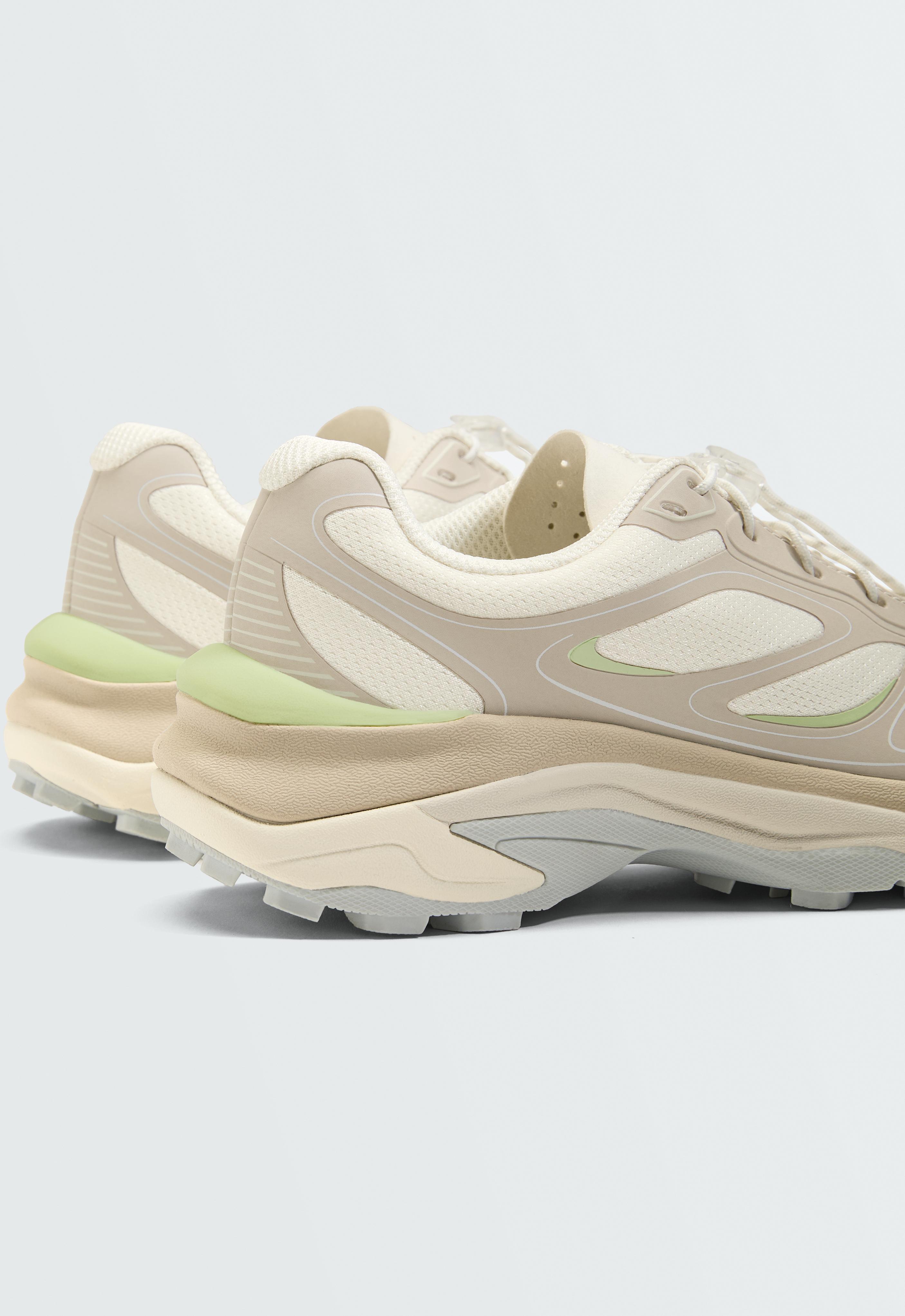 Mountain-style trainers — WHITE