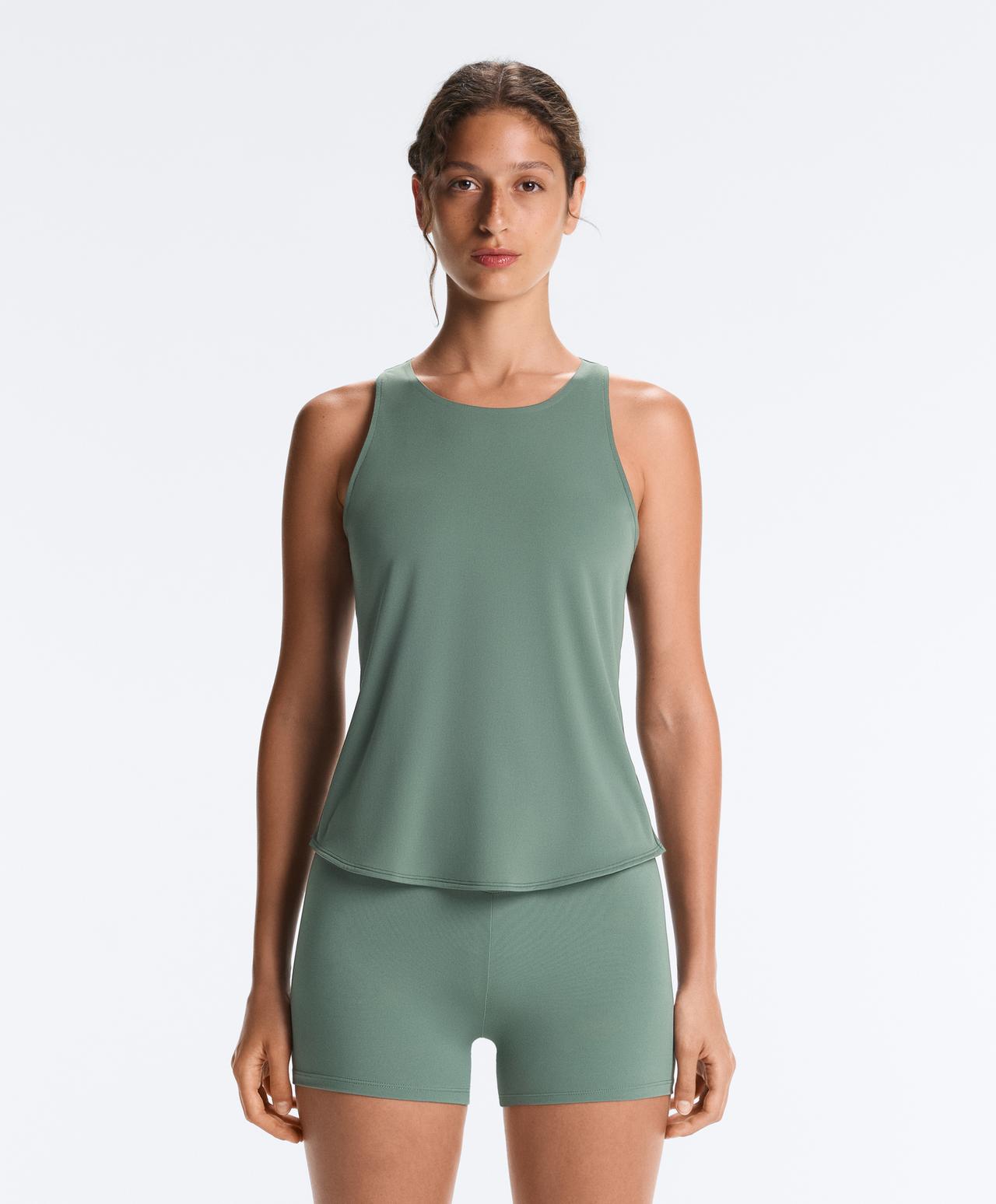 Comfortlux cross-back T-shirt — GREEN