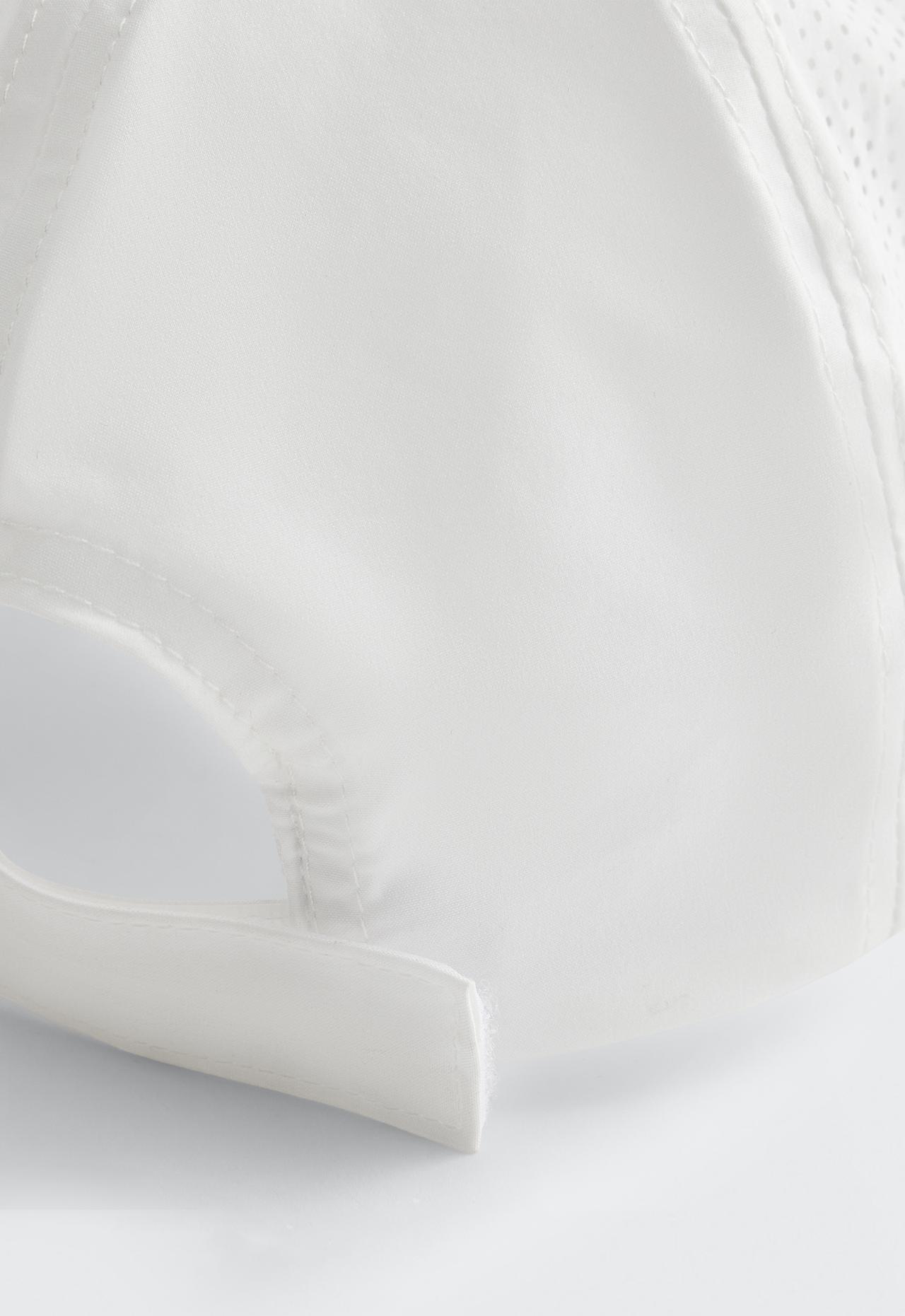 Sports cap — WHITE