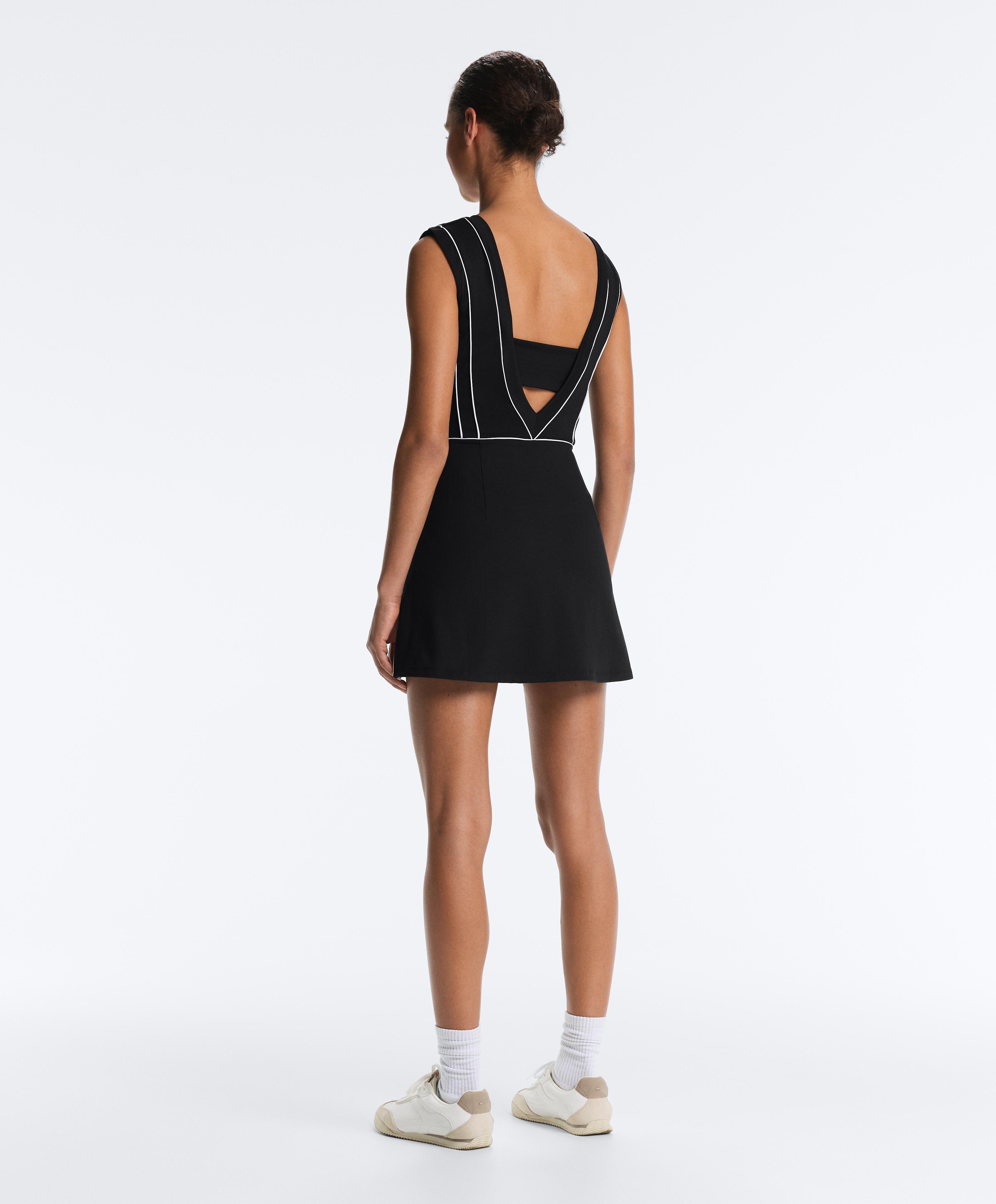 Comfortlux short piping dress — BLACK