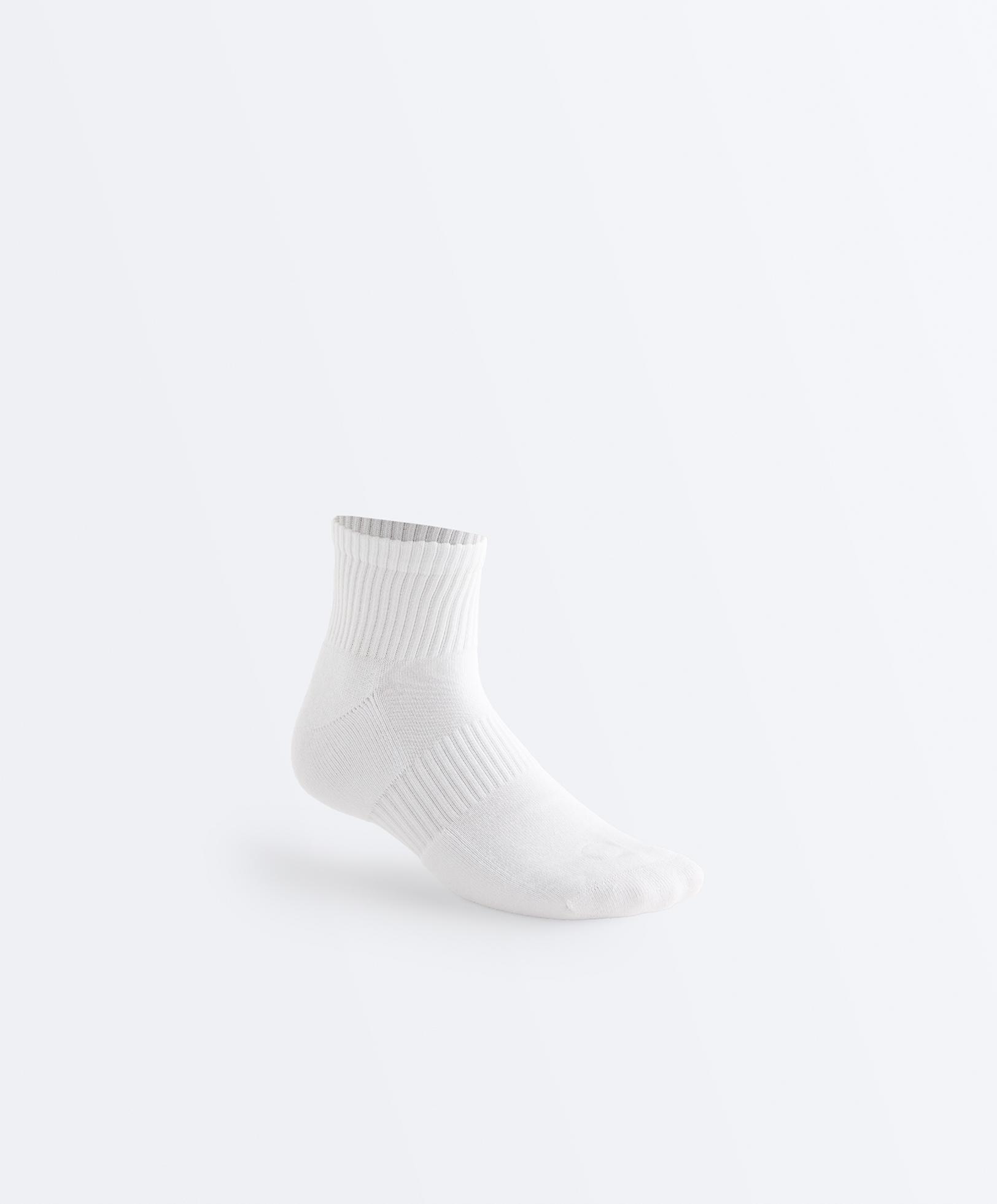 3 pairs of cotton blend quarter sports socks — WHITE