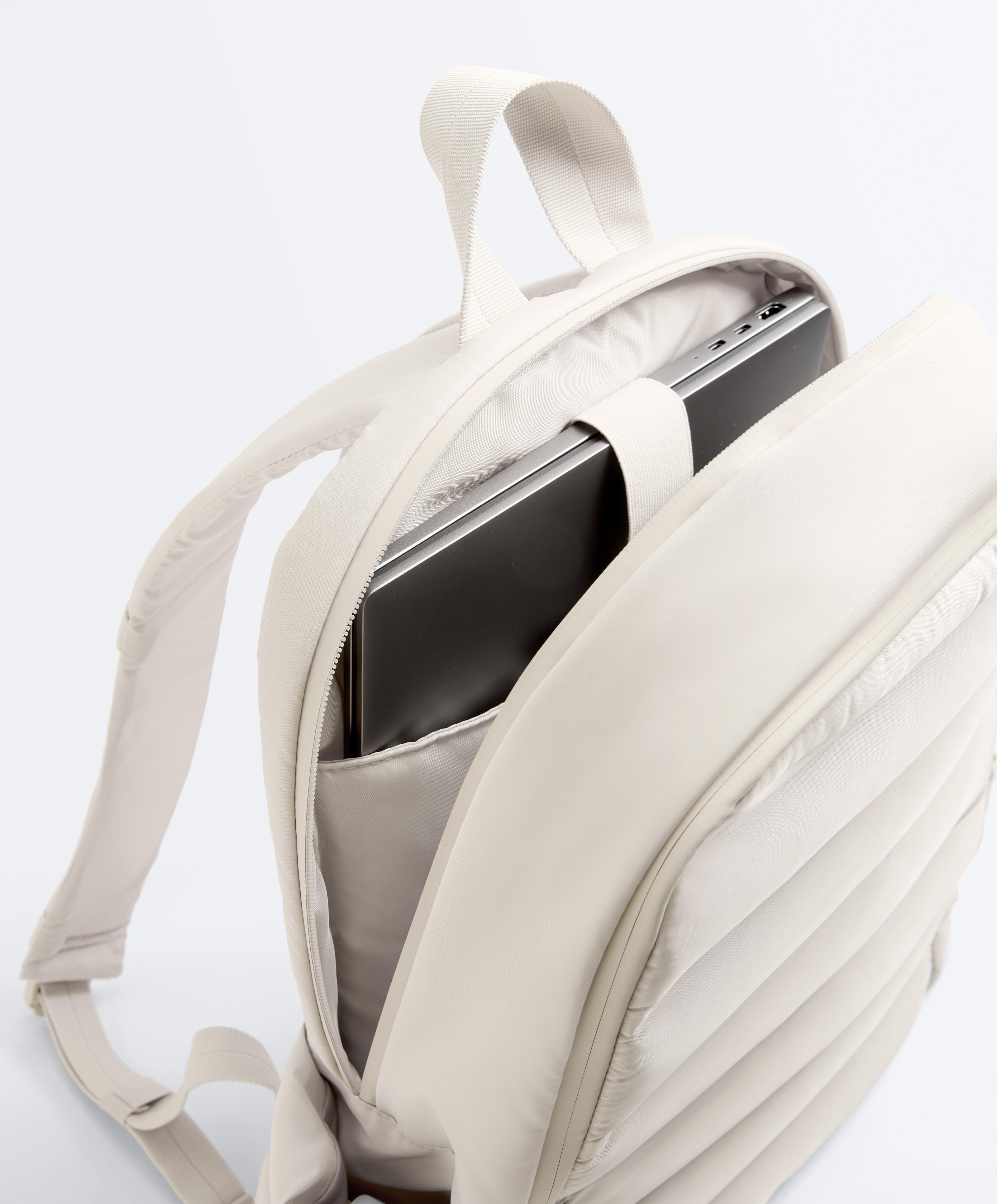 Padded backpack — ECRU