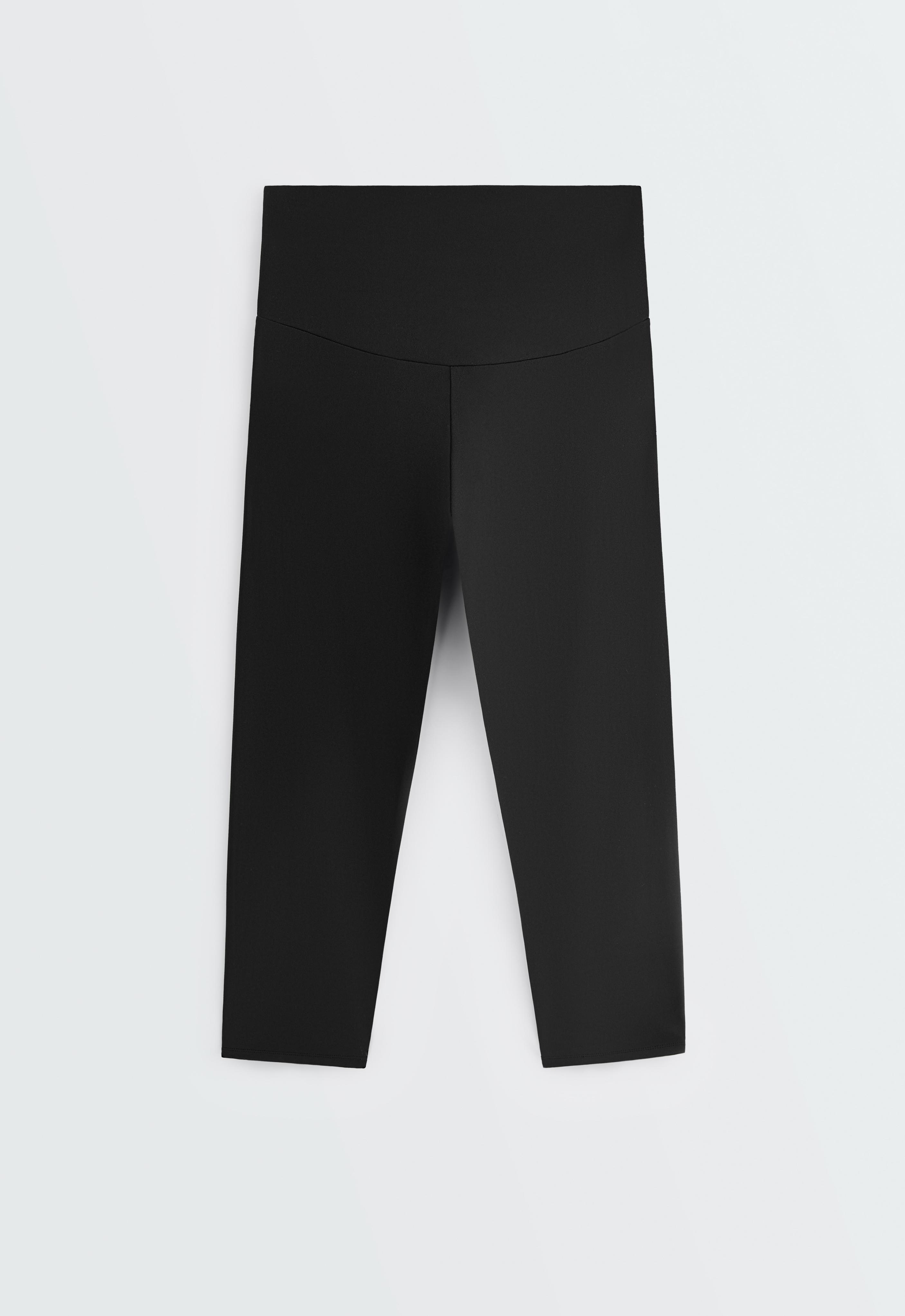 Comfortlux super-high-rise 50cm capri leggings — BLACK
