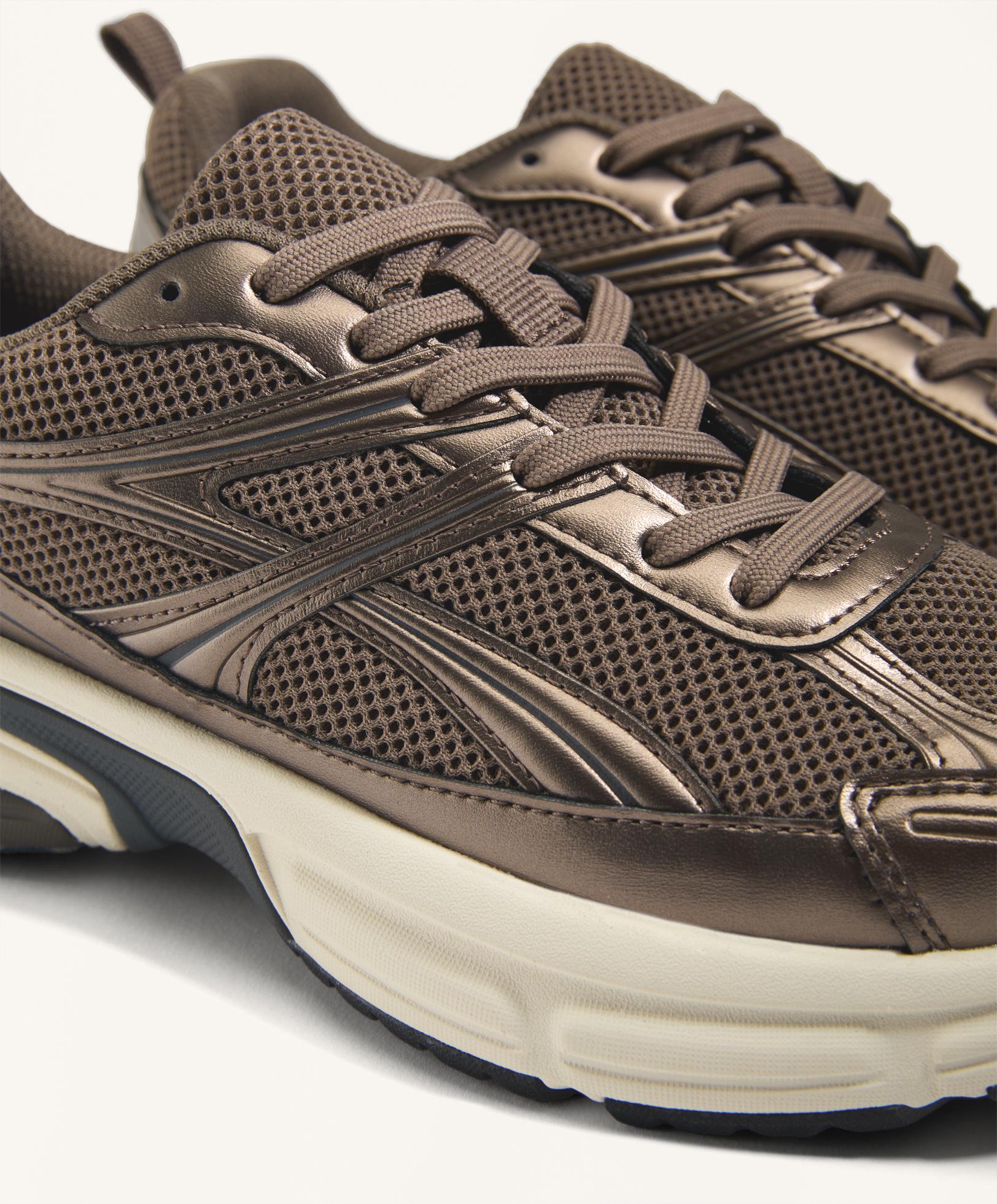 Running-style Shoe