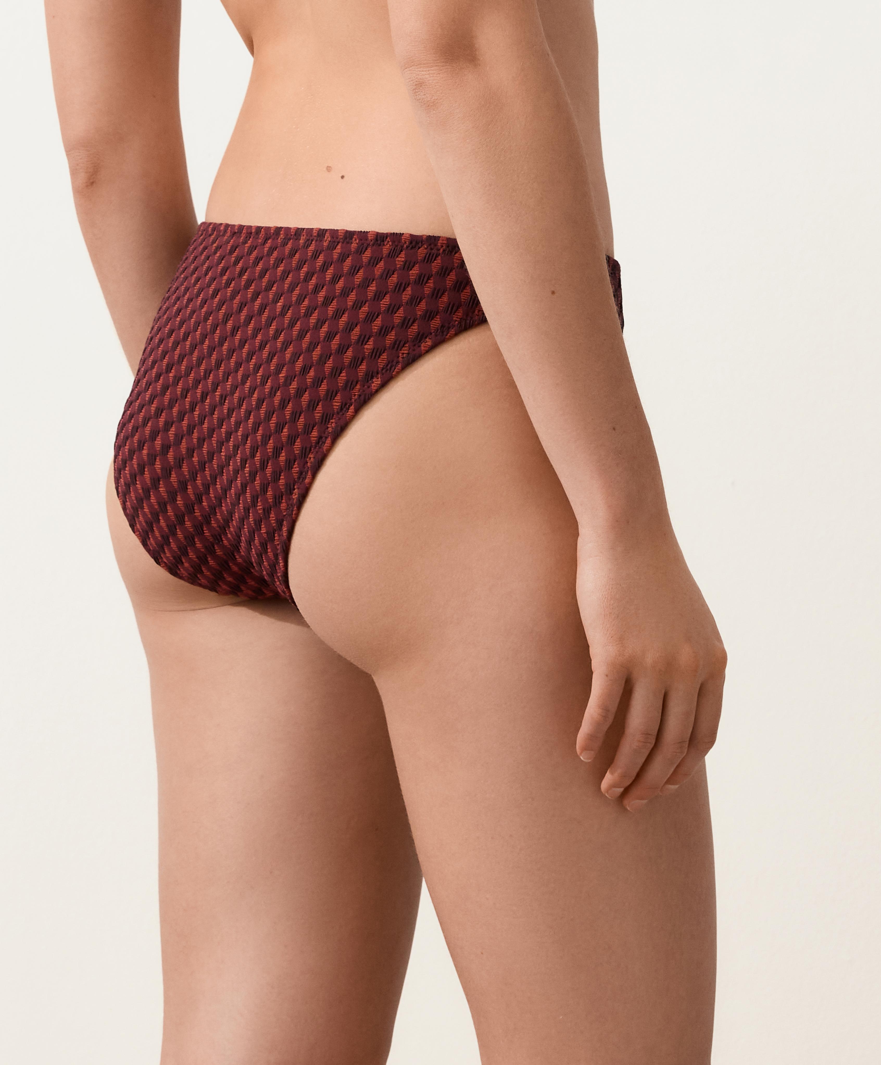 Klassischer Bikinislip mit geometrischem Jacquard