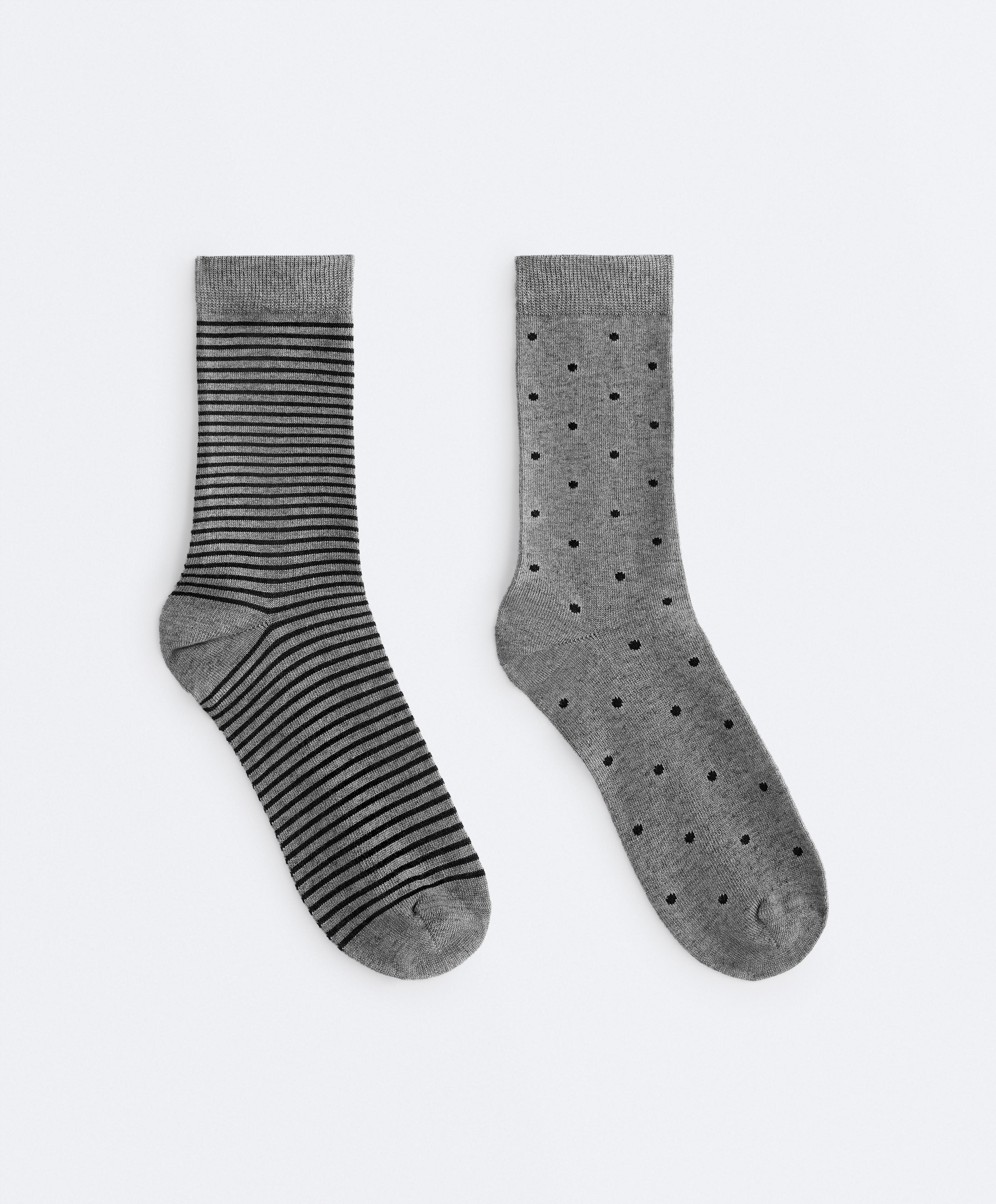 2 pairs of classic 55% modal 10% cashmere socks 2 pairs of classic 55% modal 10% cashmere socks