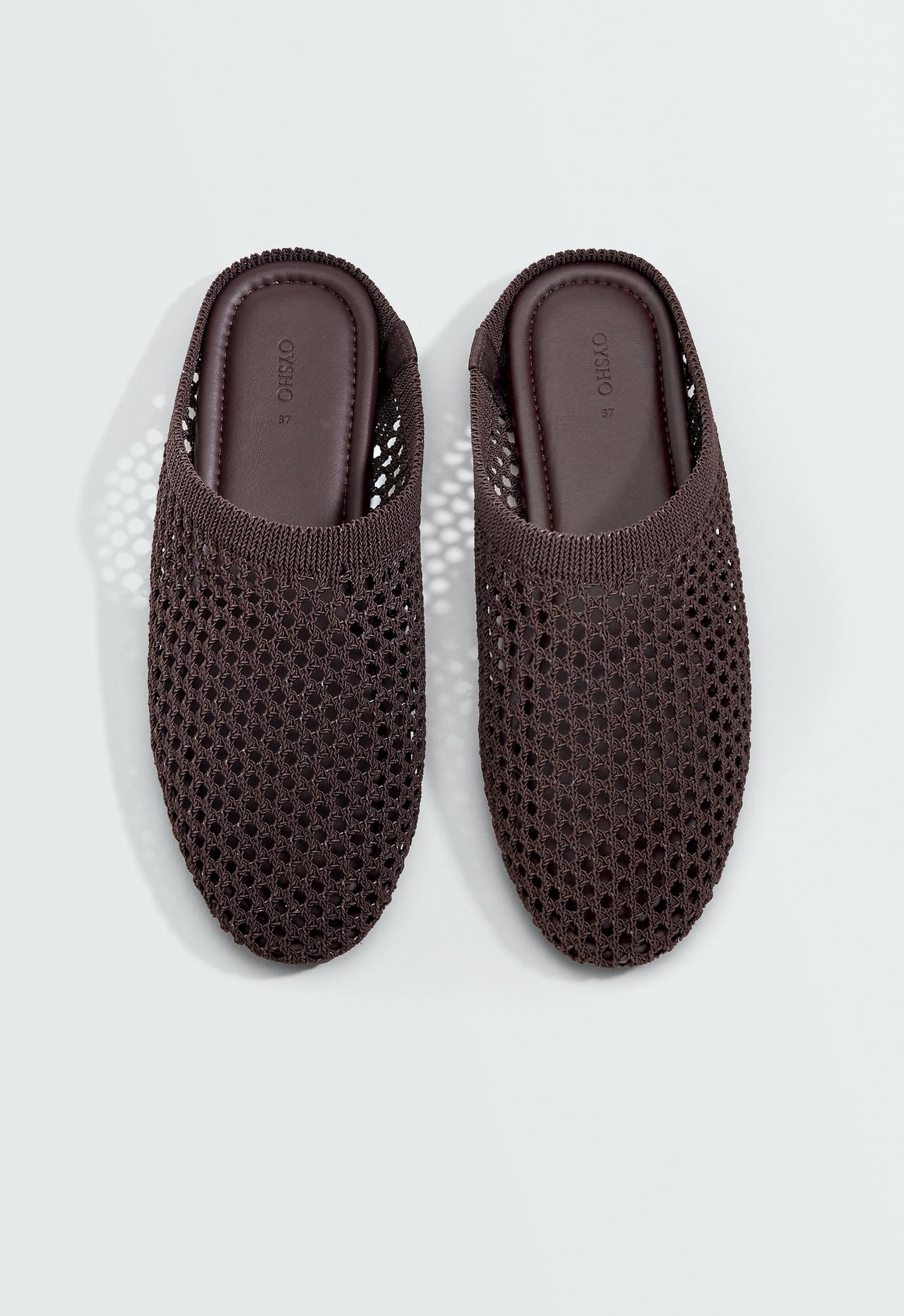 Crochet open-back clogs — BROWN