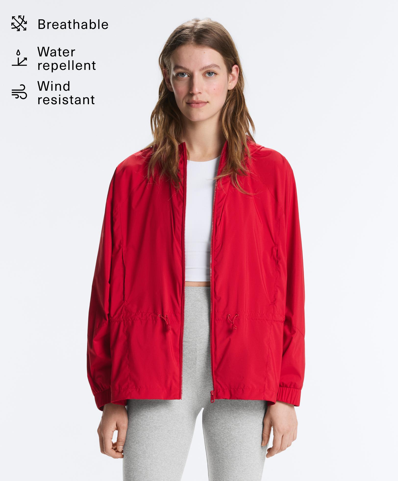 جاكيت مضاد للماء