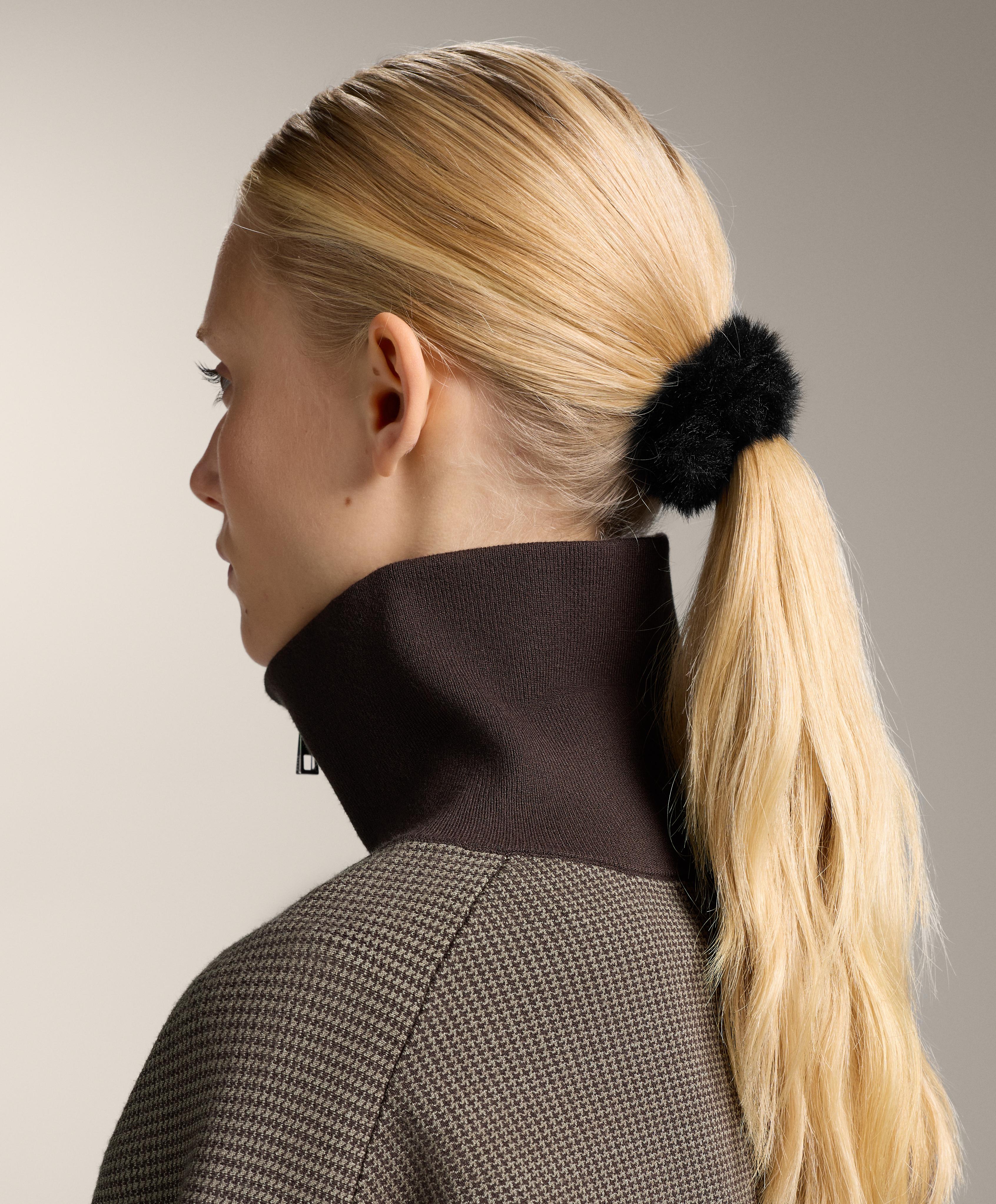 2 резинки для волос