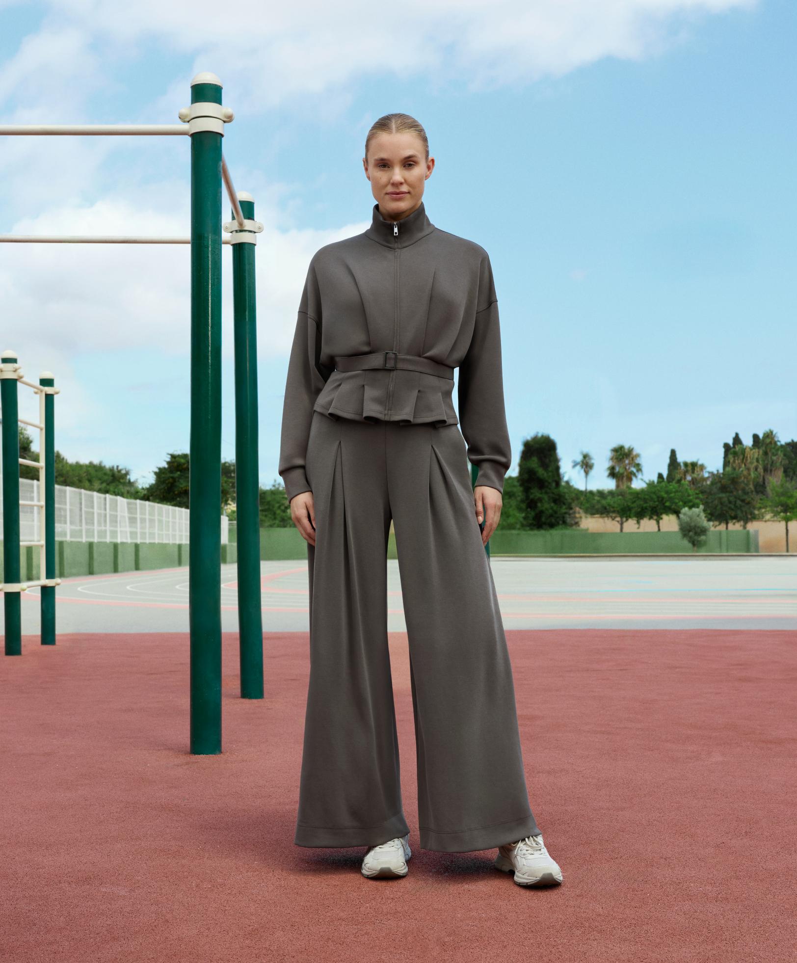 Veste à ceinture avec modal au toucher doux