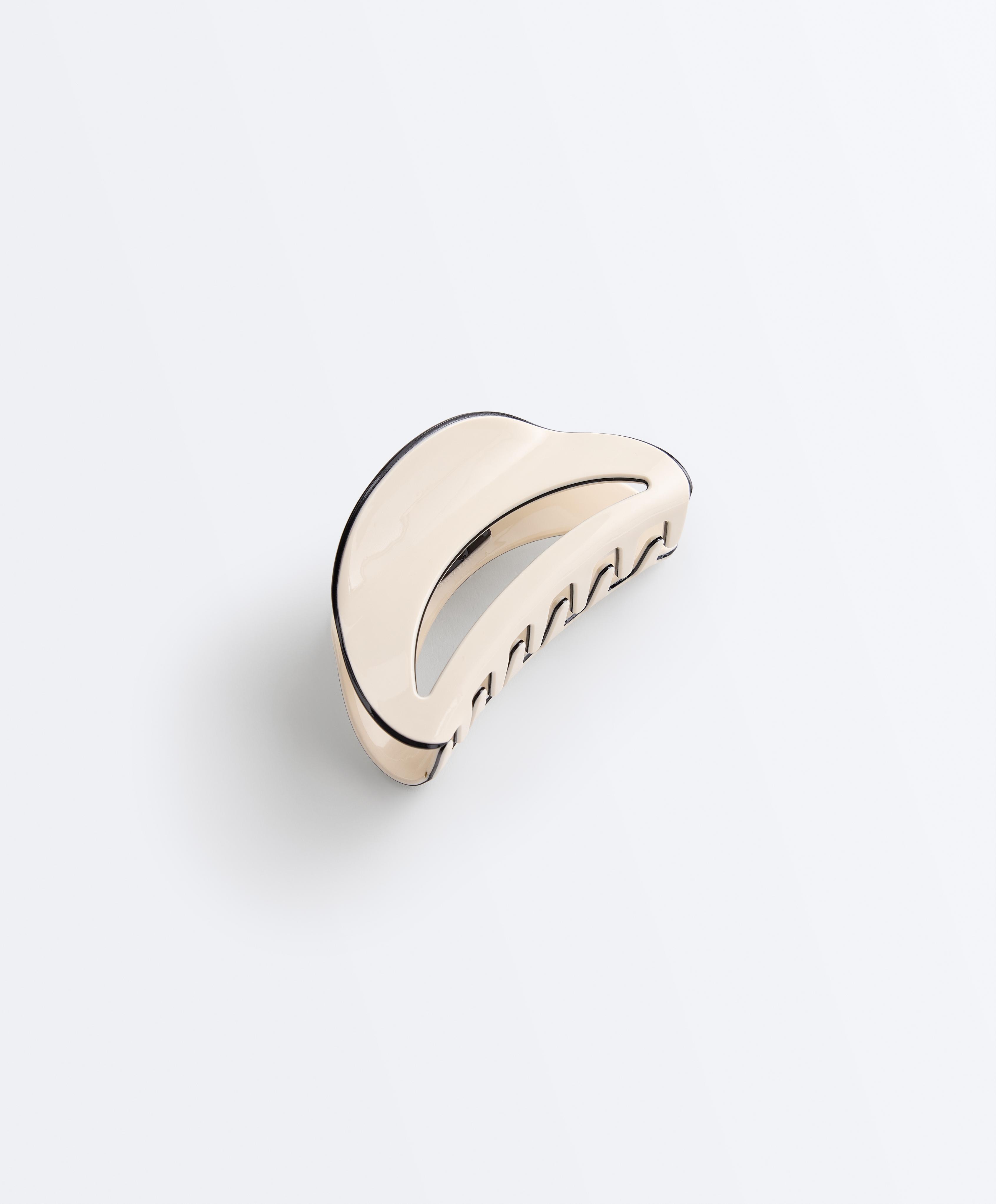 Large piping hair clip — CREAM