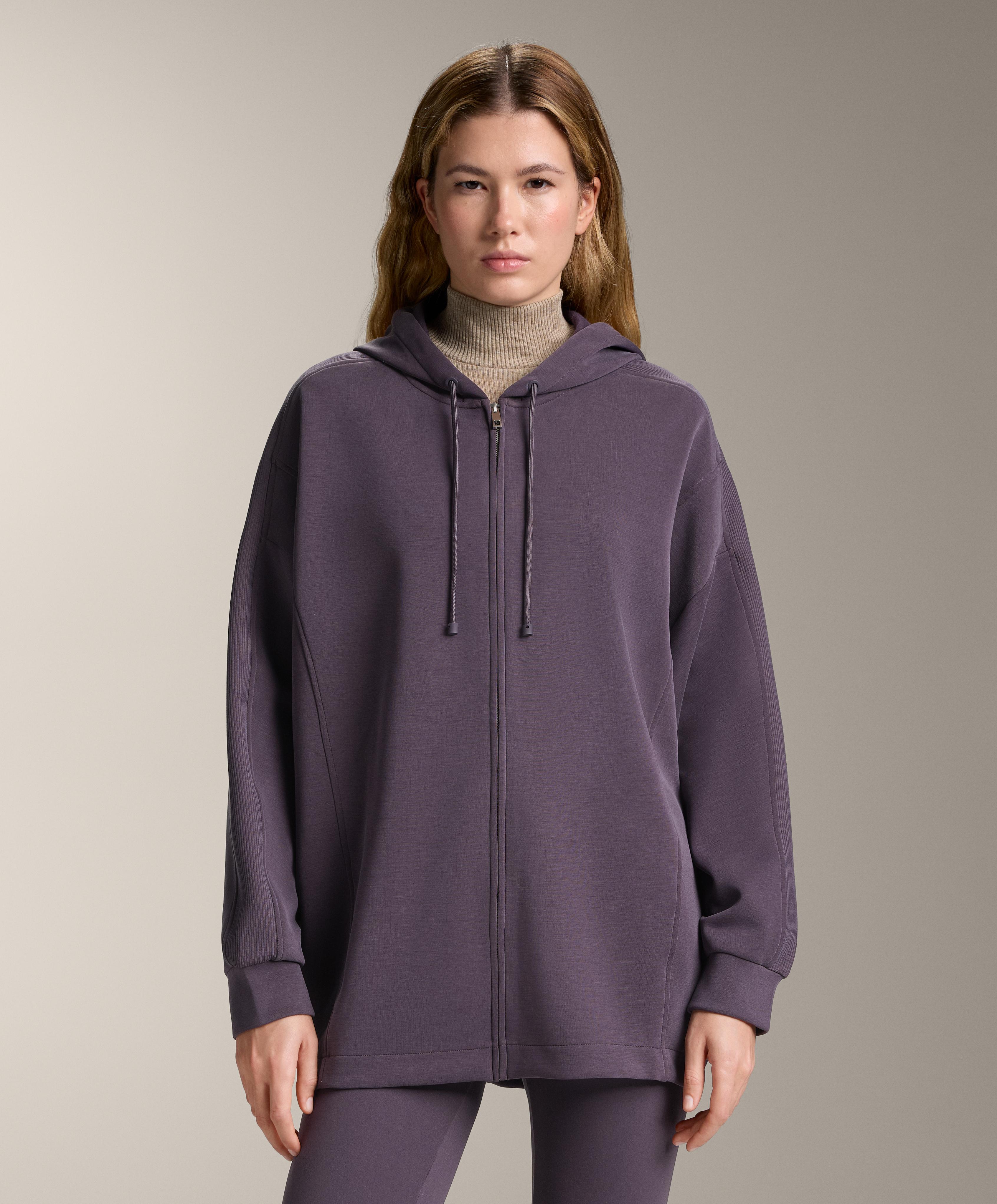 Lange Jacke mit Kapuze und gerippten Details aus gebürstetem Modal Lange Jacke mit Kapuze und gerippten Details aus gebürstetem Modal