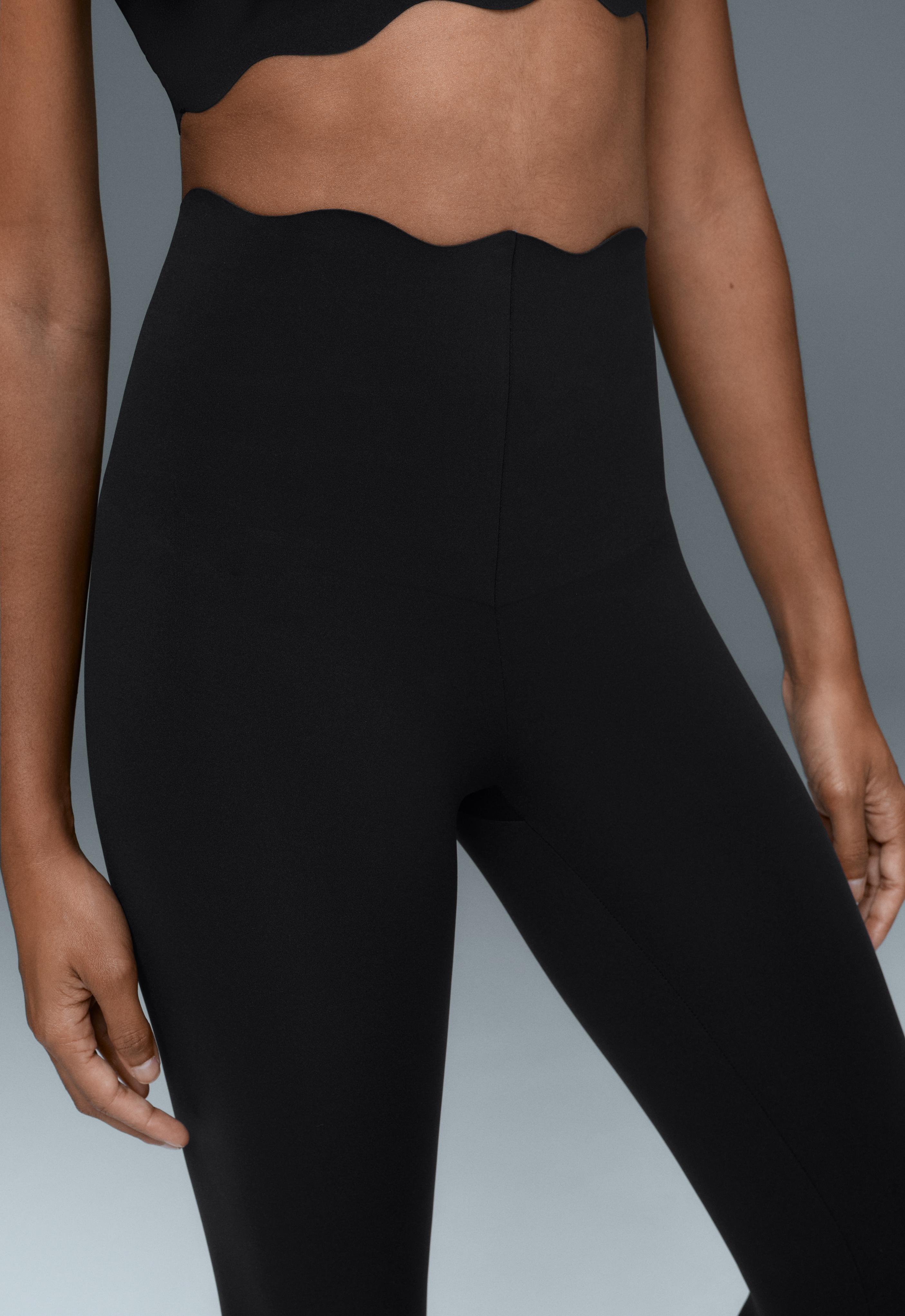 Ankle-length High rise Compressive Core control leggings with wavy detail Ankle-length High rise Compressive Core control leggings with wavy detail
