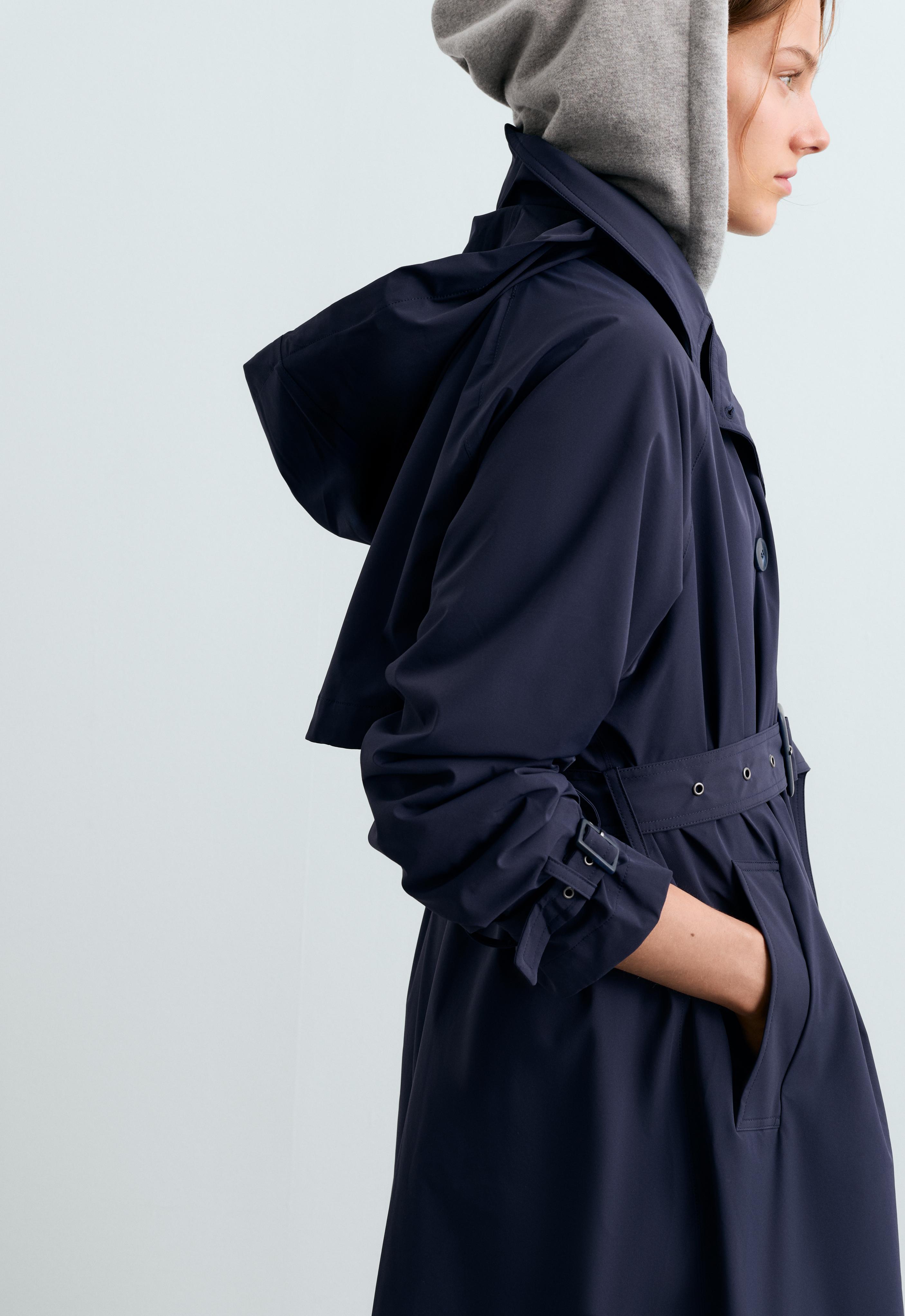 Extra lightweight 10k waterproof long jacket — MIDNIGHT BLUE