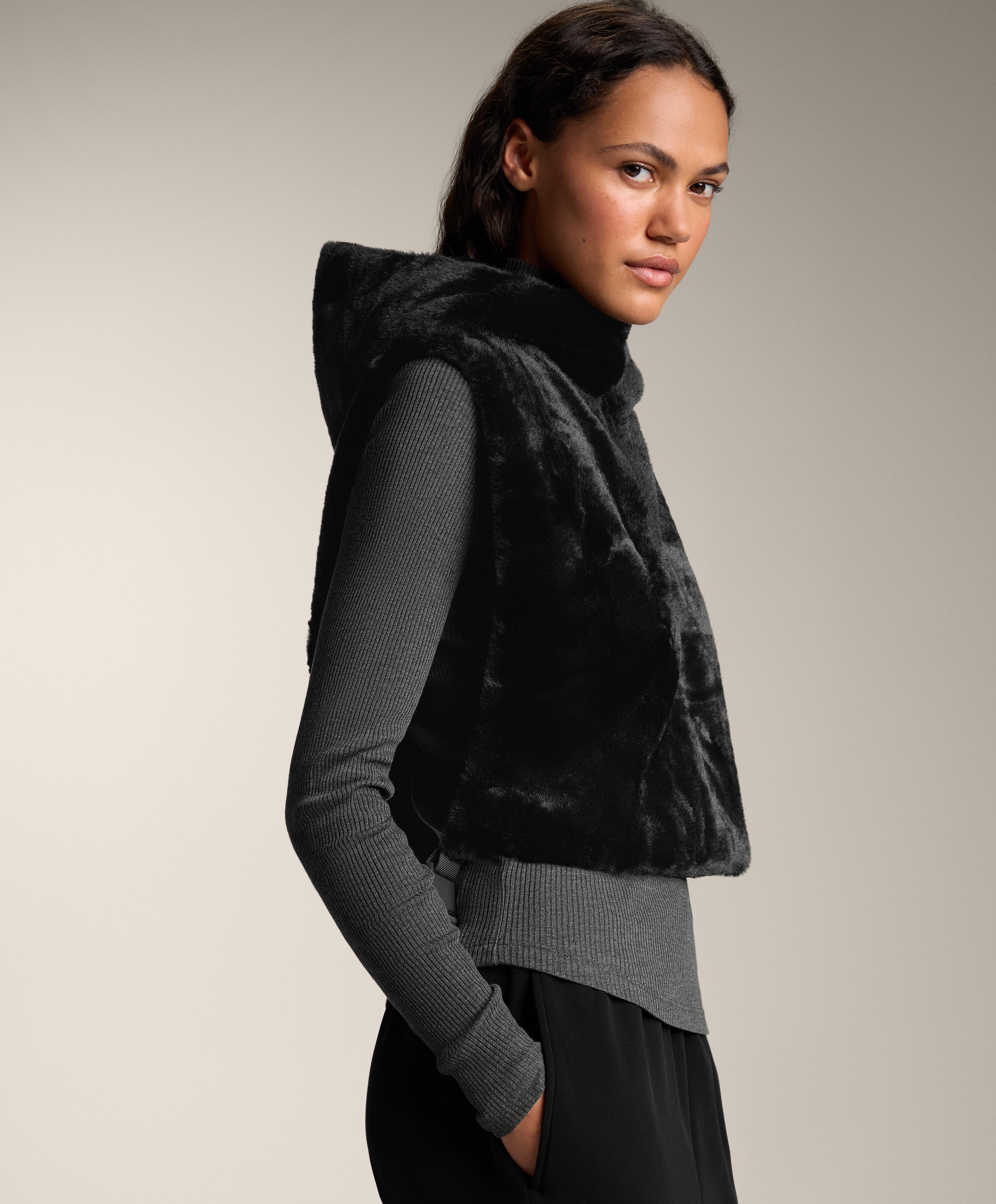 Faux fur gilet with hood | OYSHO United States