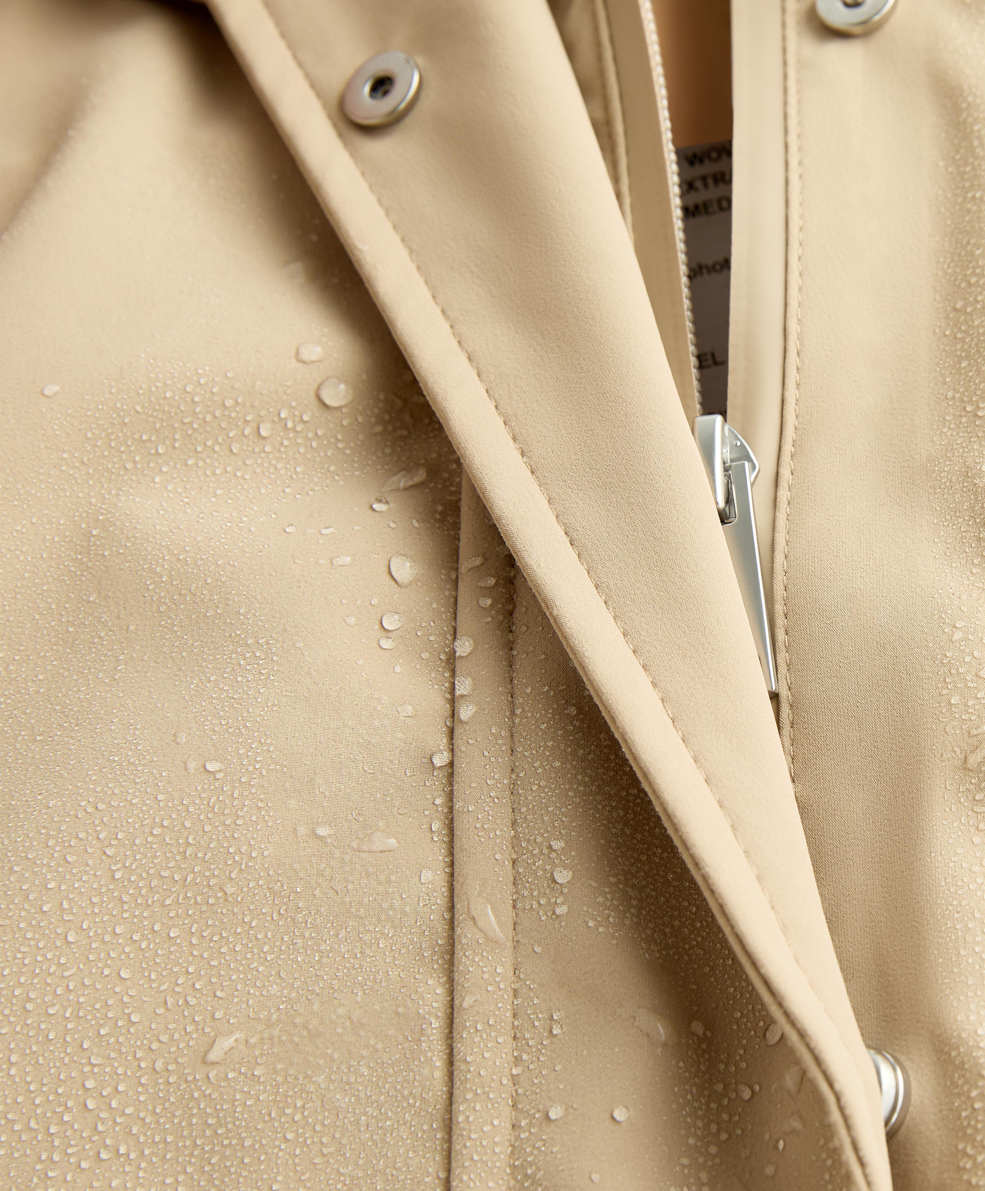 10K waterproof extra-lightweight midi layer jacket
