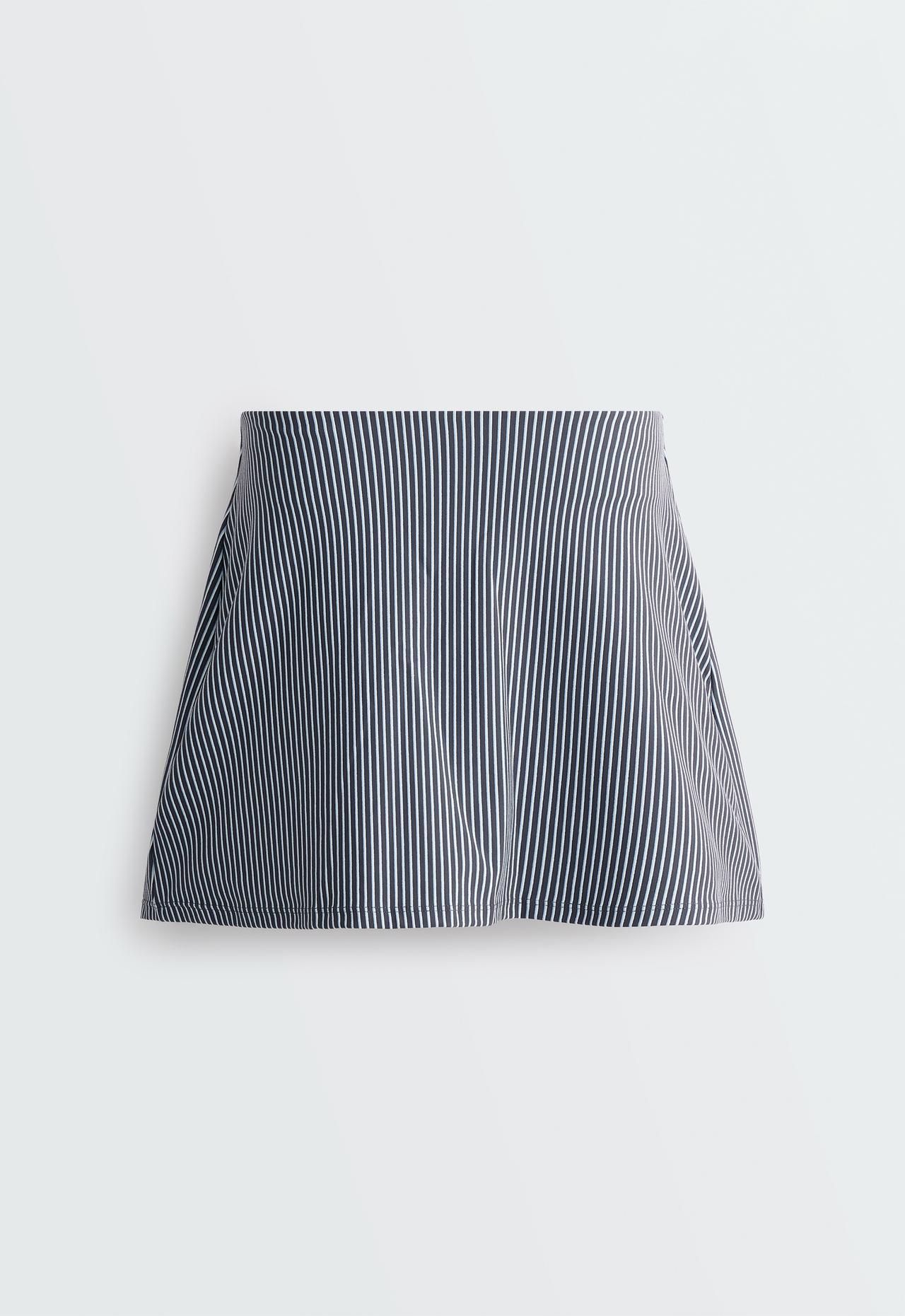 Evermove high rise striped short skirt — STEEL GREY