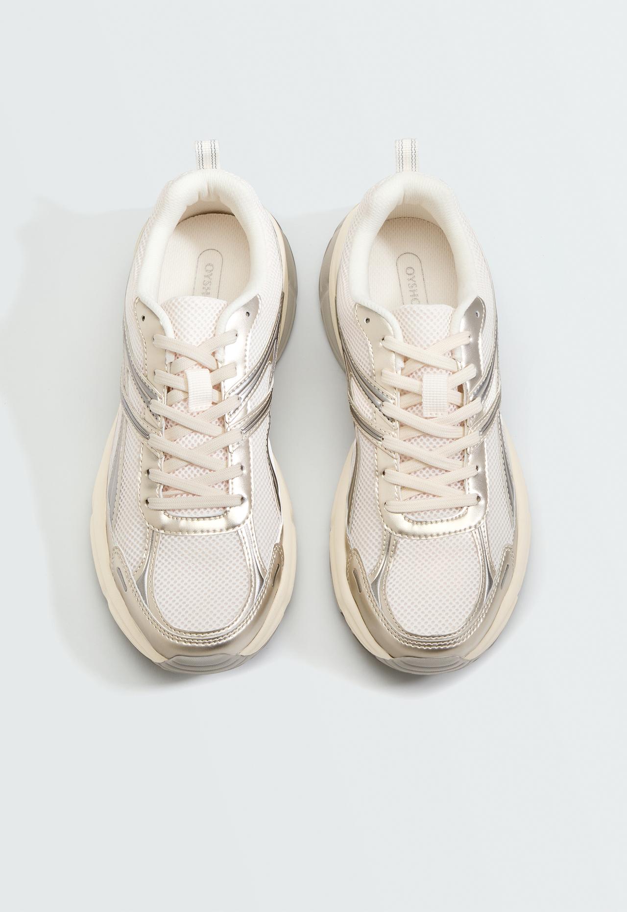 Multi-piece freetime trainers — Champagne
