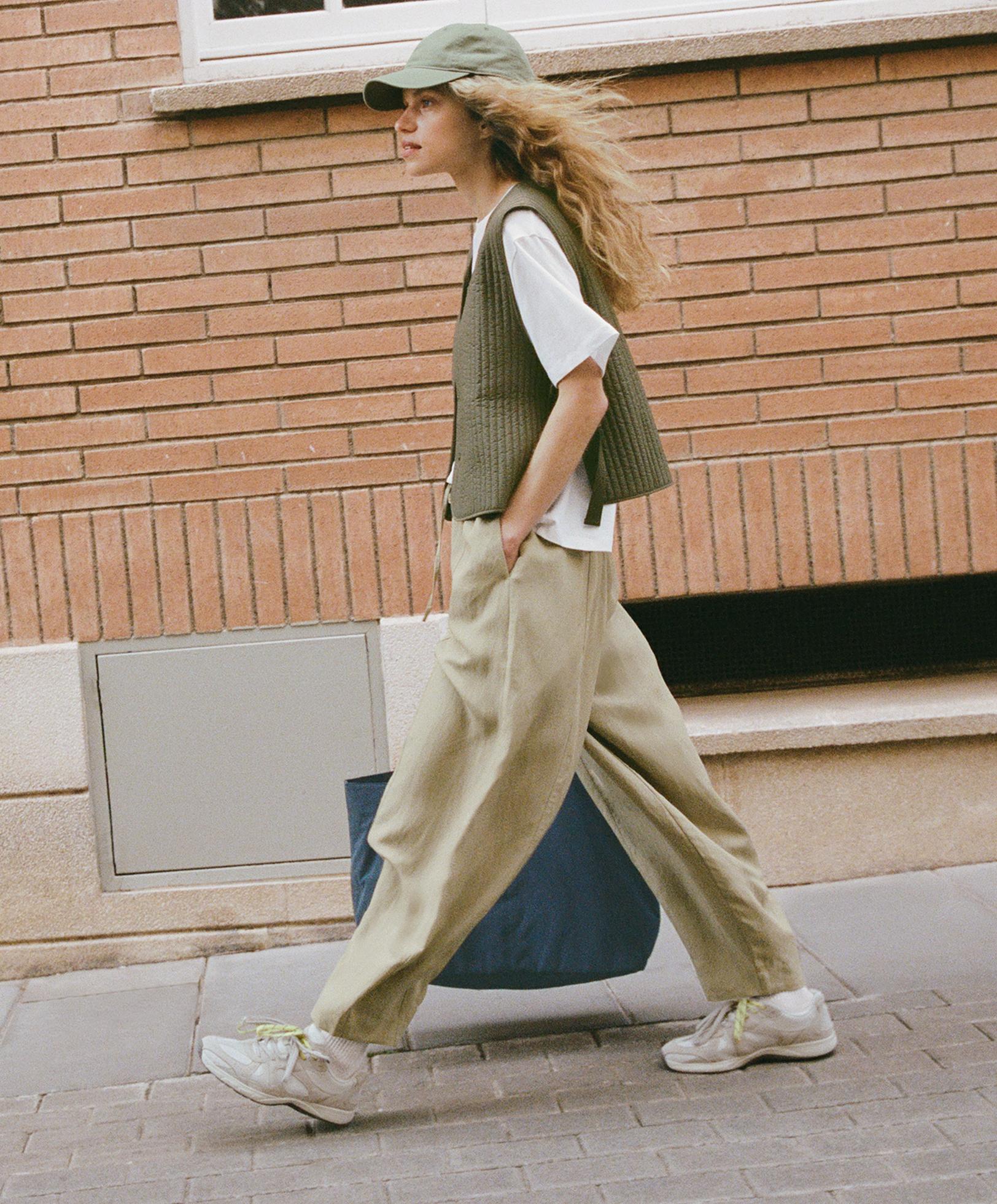 Balloon trousers lyocell blend and 24% linen with seams — GREEN BEIGE