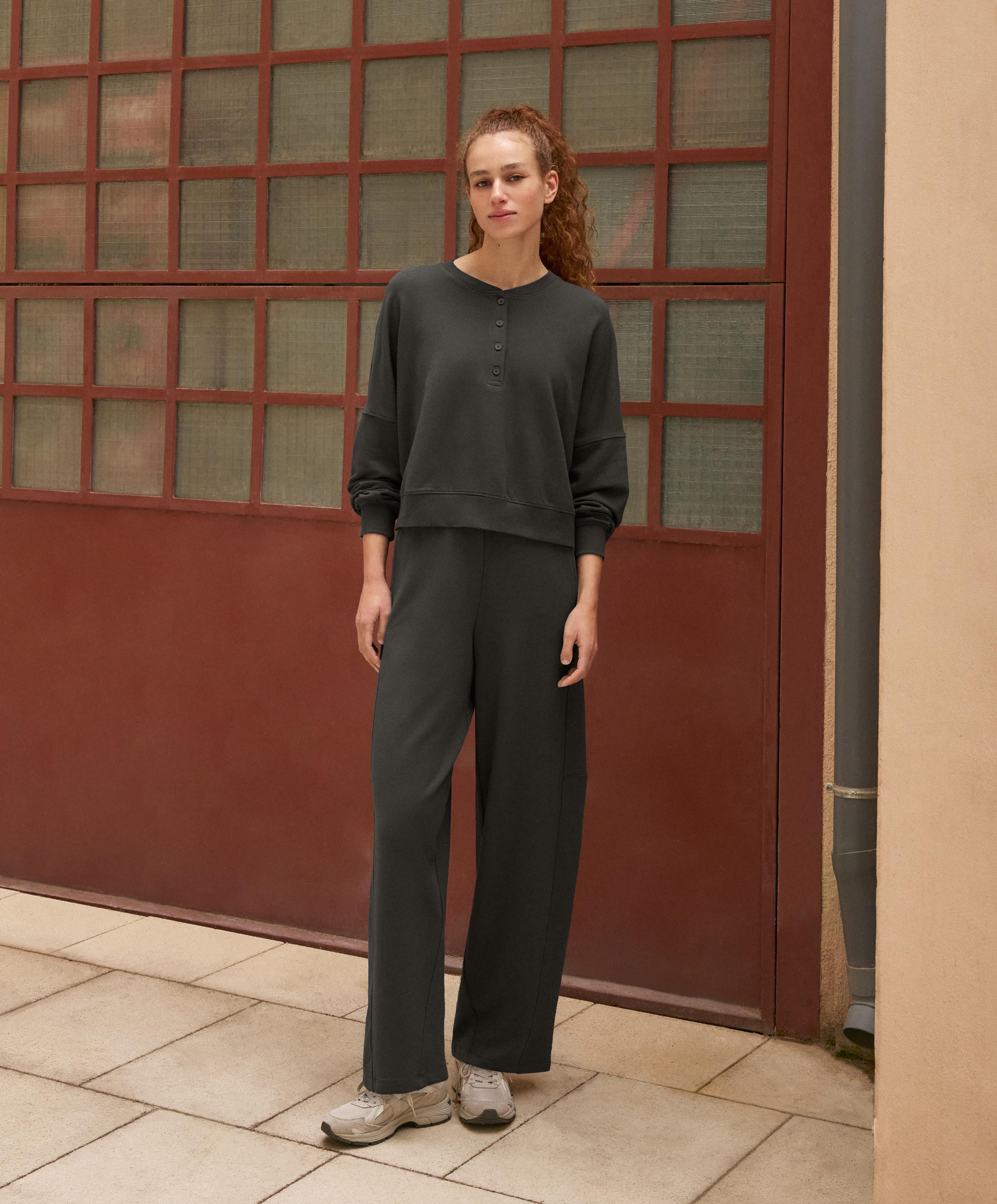 Sweater met katoen en modal met knopen