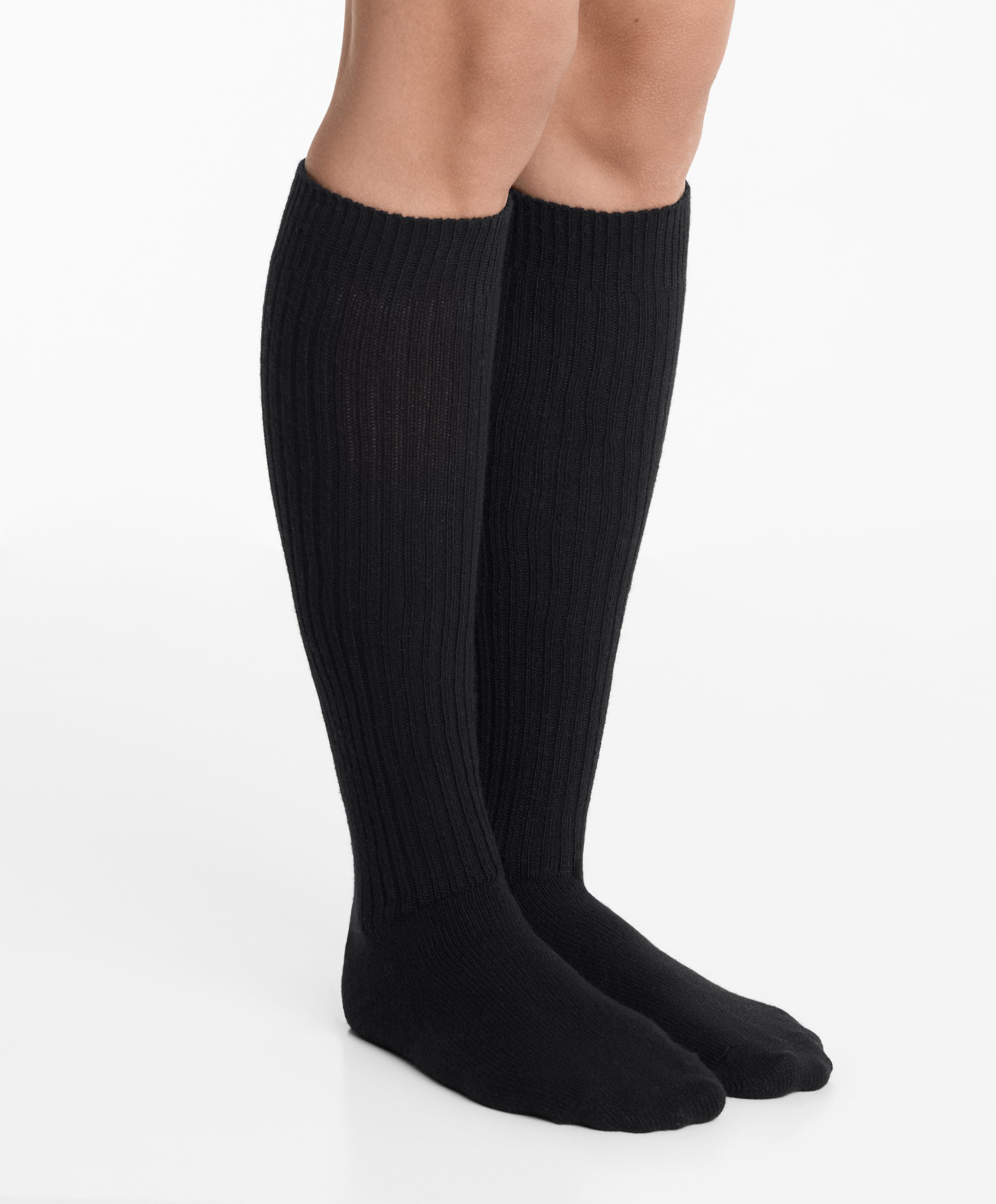 18% cashmere 13% wool long socks — BLACK