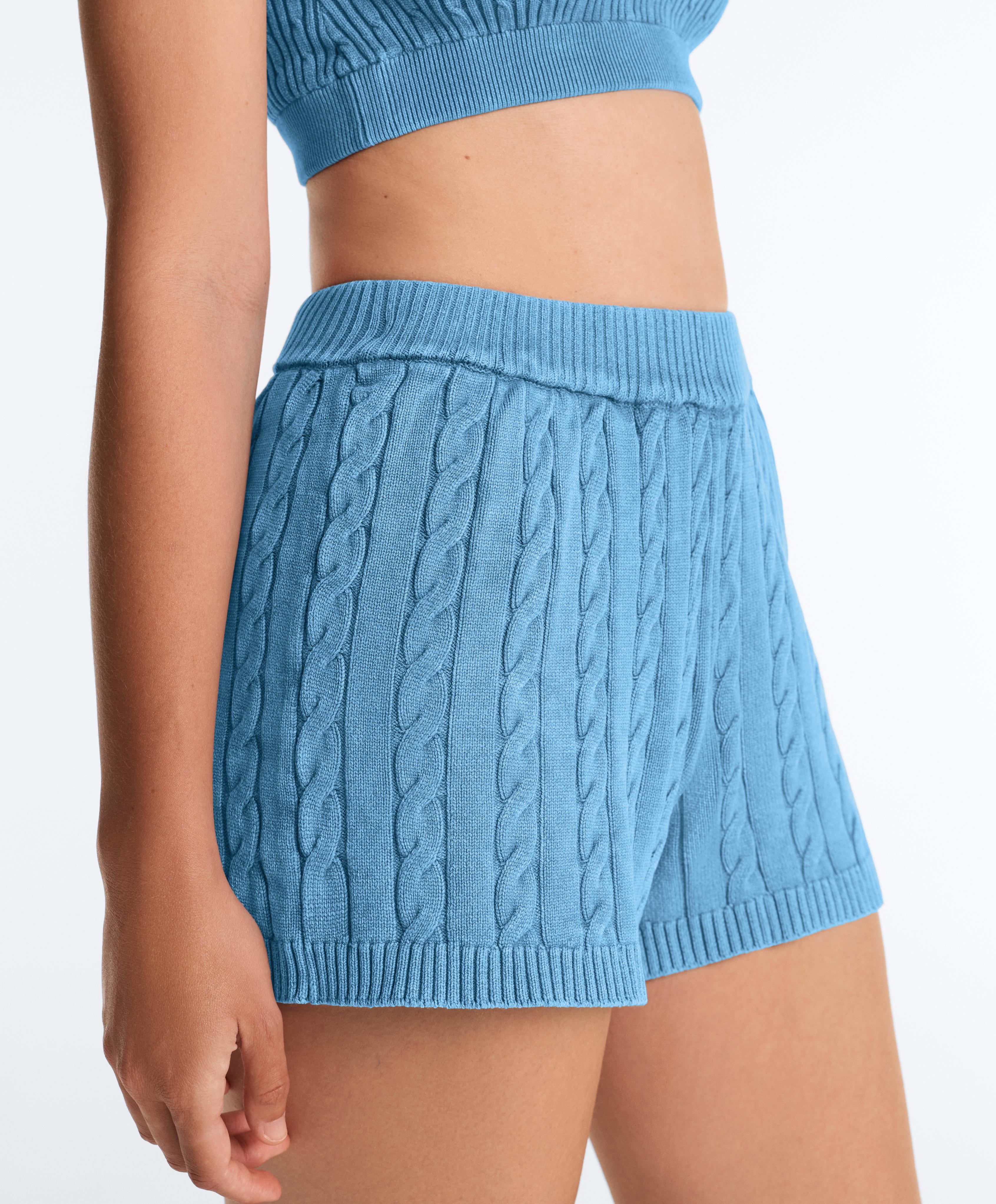 Washed knit cable shorts