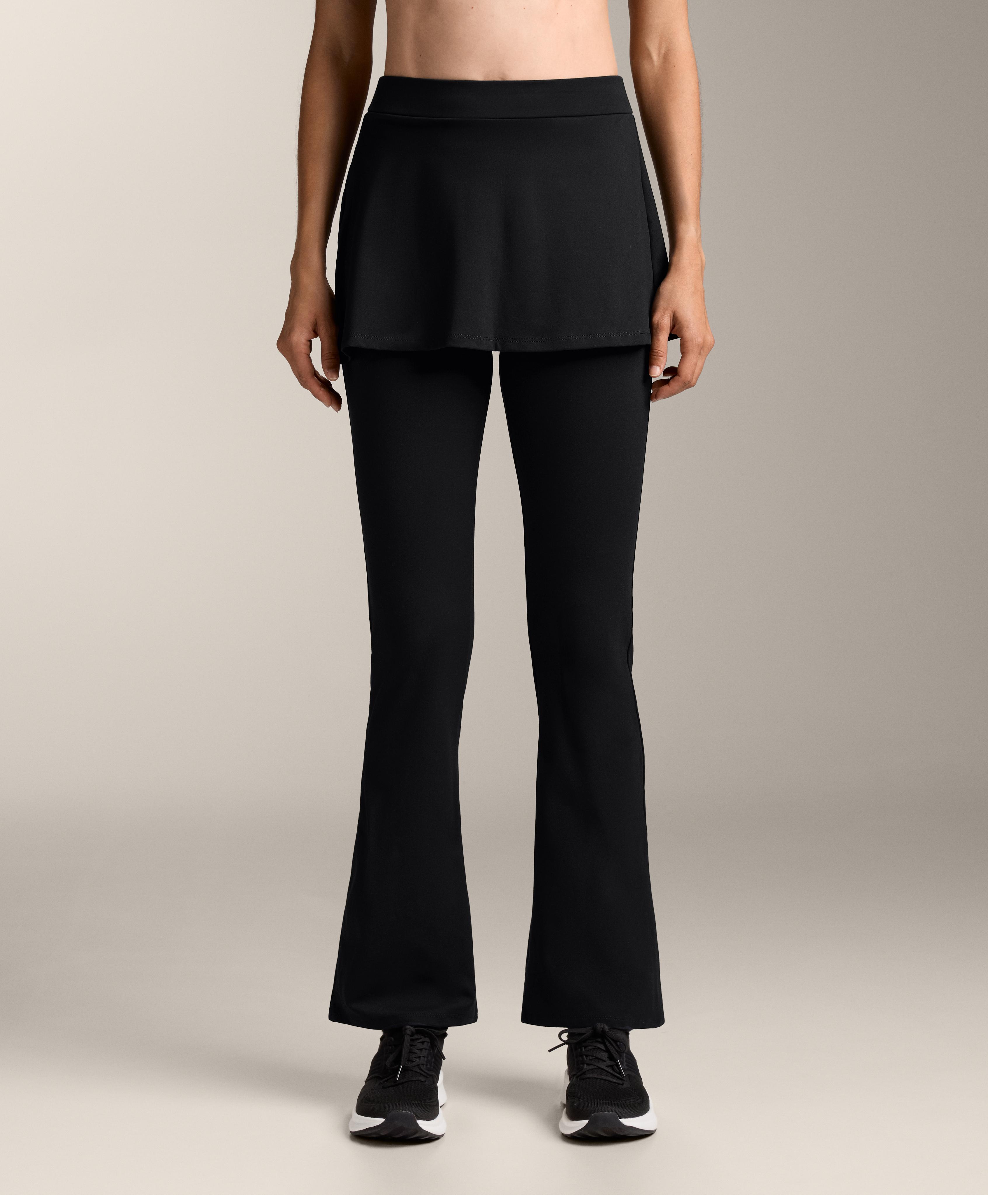 Pantalón flare high rise Comfortlux con falda Pantalón flare high rise Comfortlux con falda