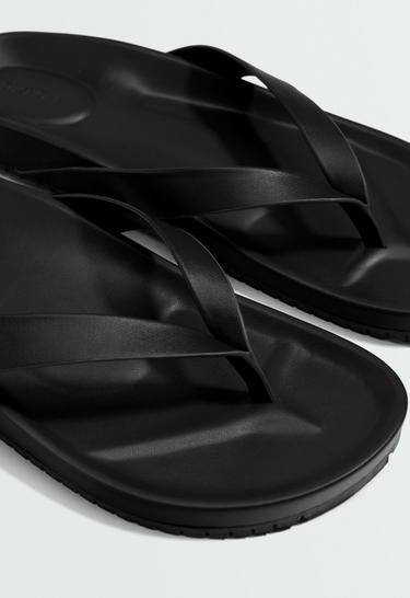 Strappy flat sandal — BLACK 6