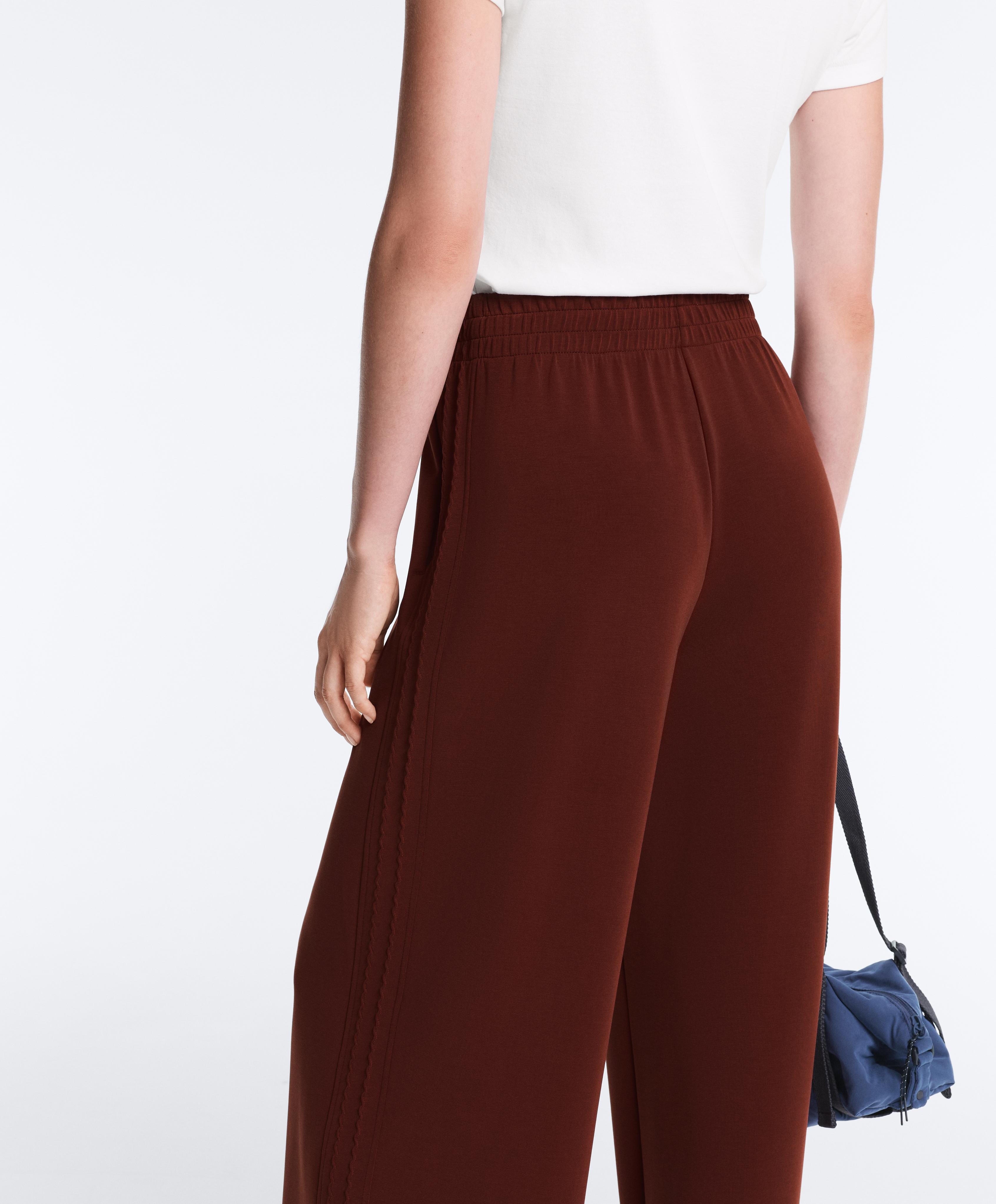 Lange wijde broek met modal en zachte touch Lange wijde broek met modal en zachte touch