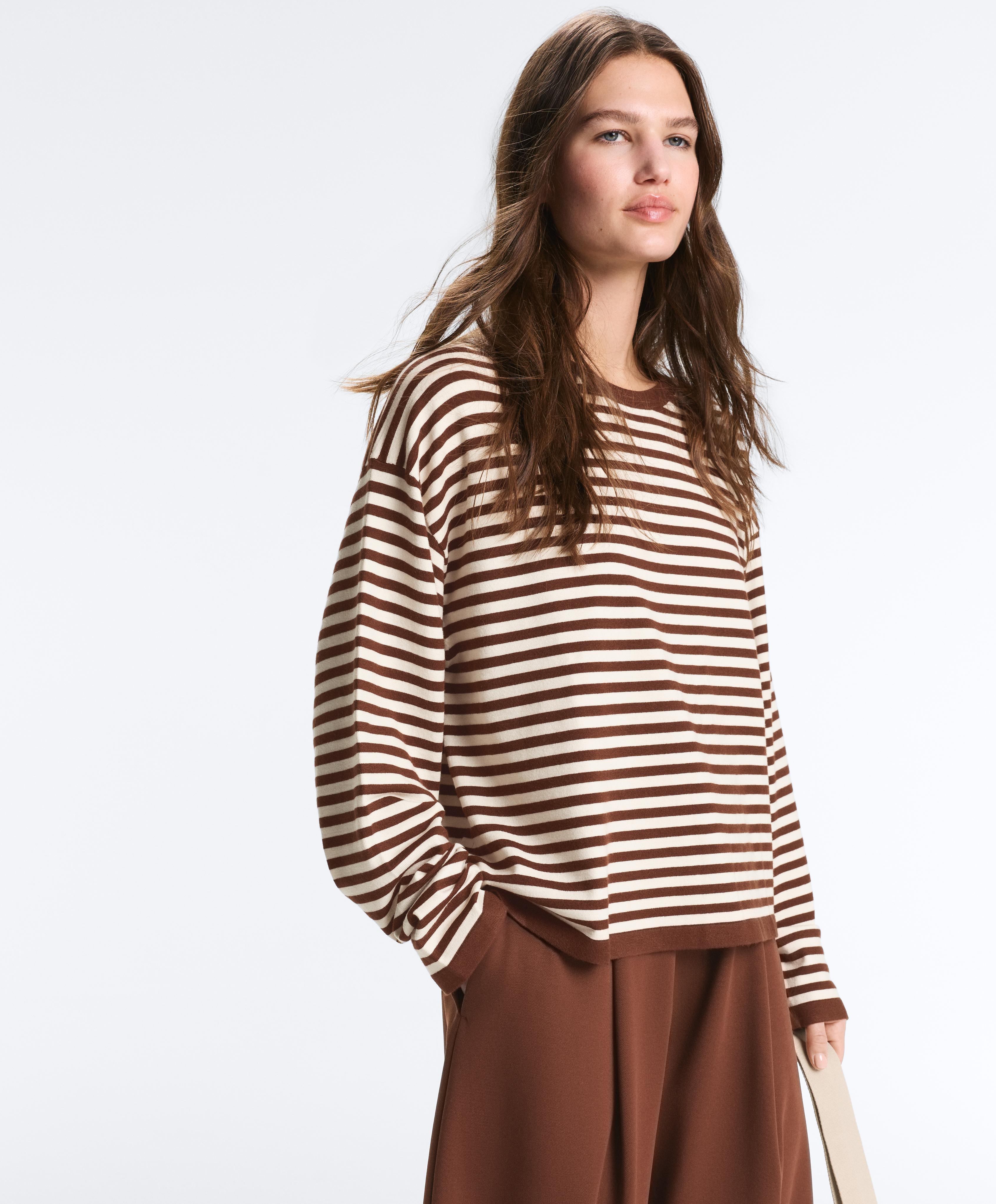 Çizgili uzun kollu kazak