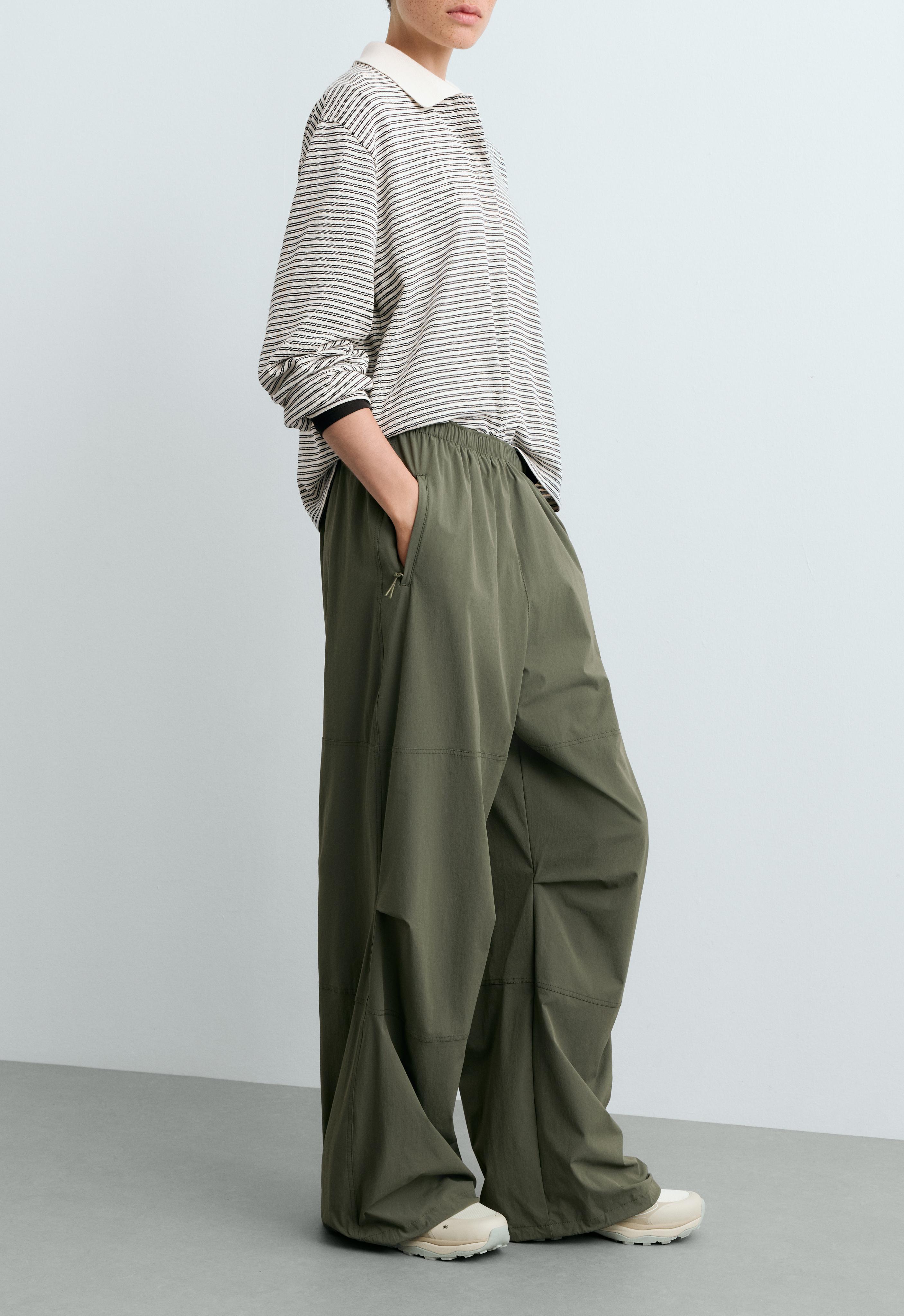 Adjustable technical wide-leg trousers — KHAKI