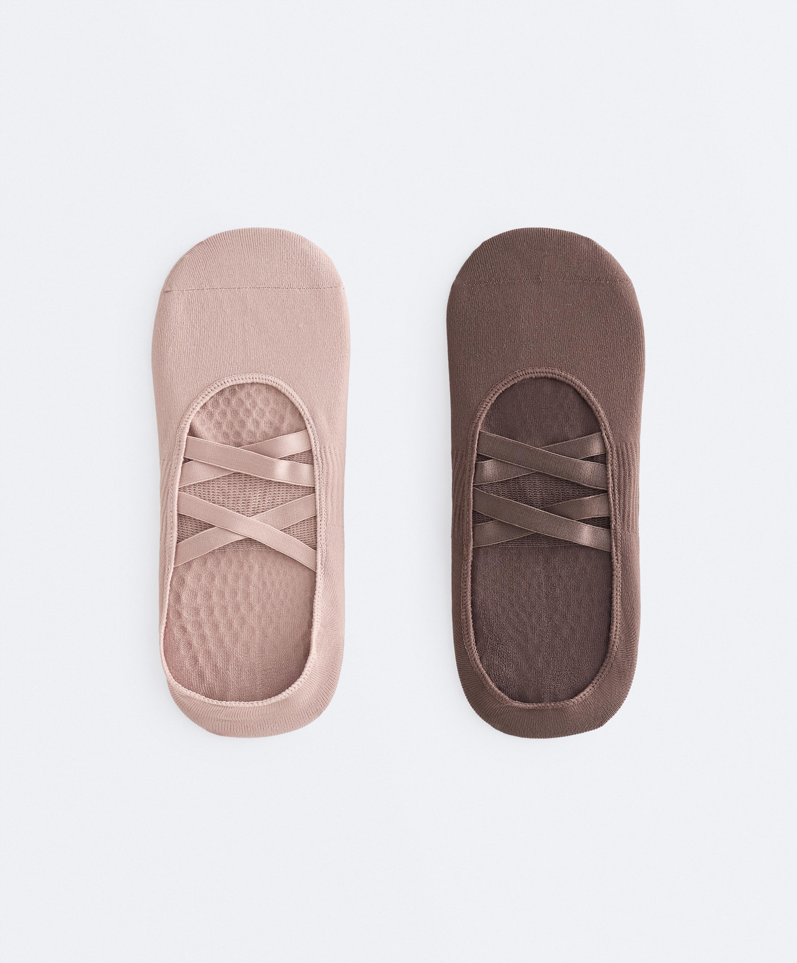 2 pairs of polyamide blend yoga and Pilates socks with double straps