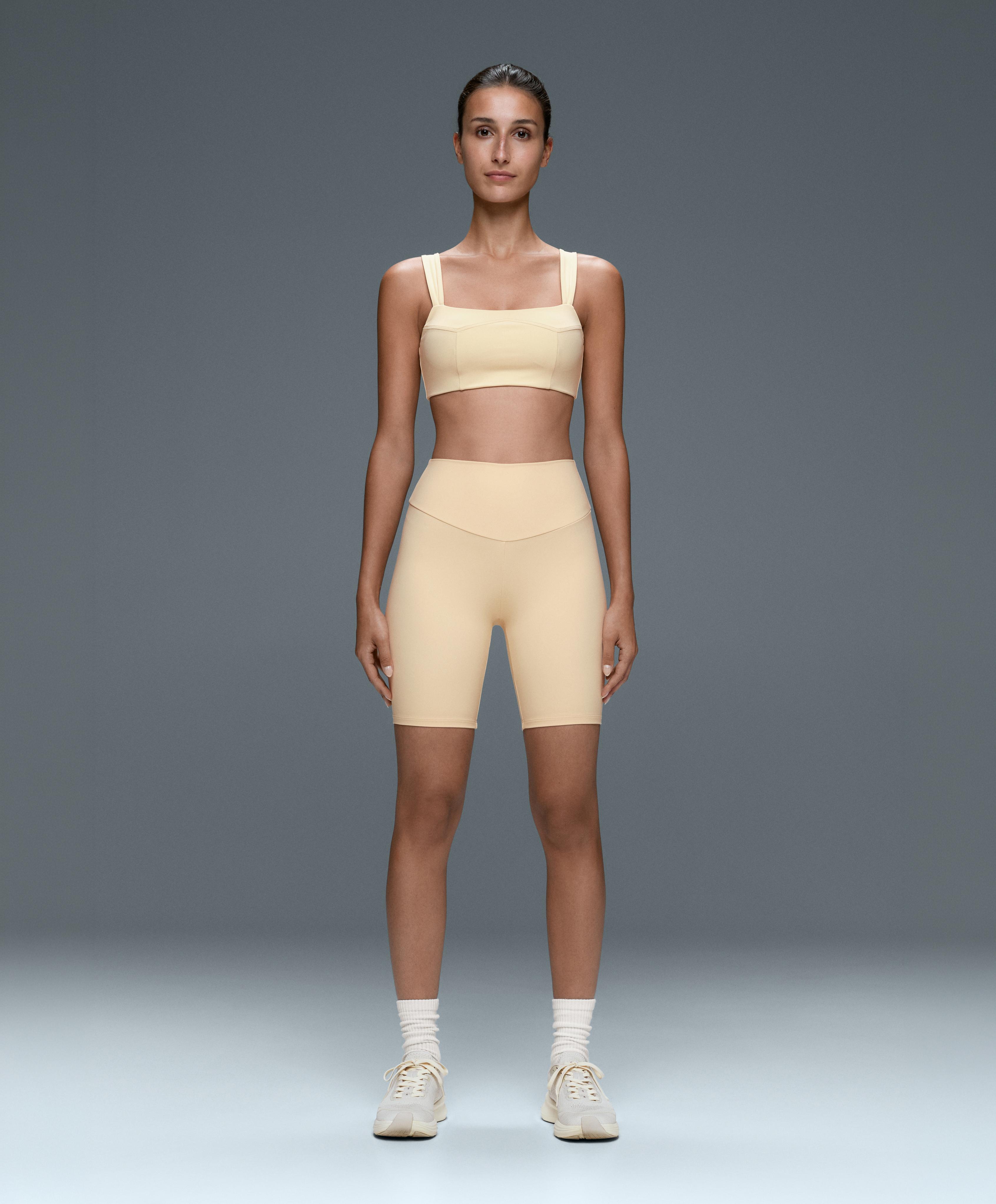 Medium-support Comfortlux sports bra with seams — BUTTER YELLOW